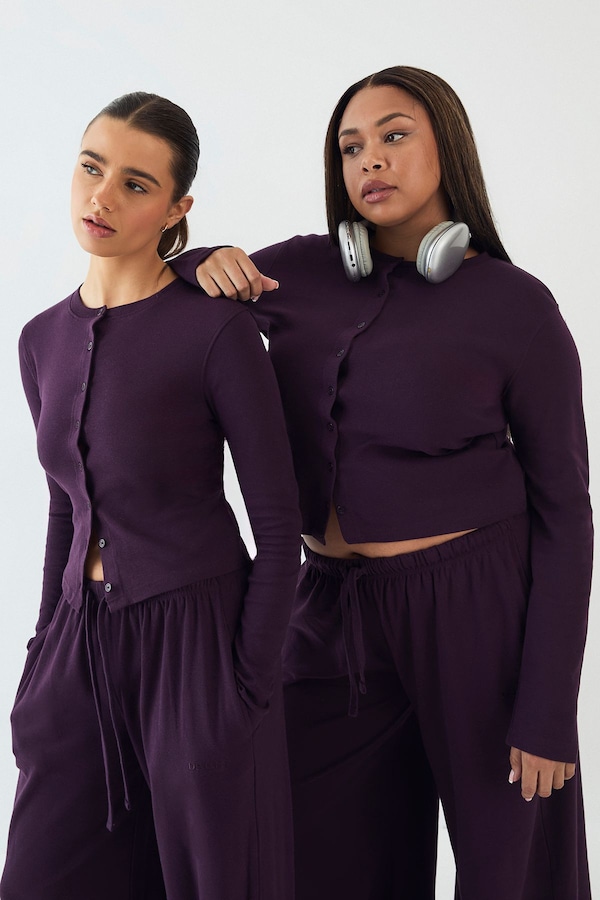 DSGN Studio DSGN Studio Crew Neck Button Through Long Sleeve Top Aubergine