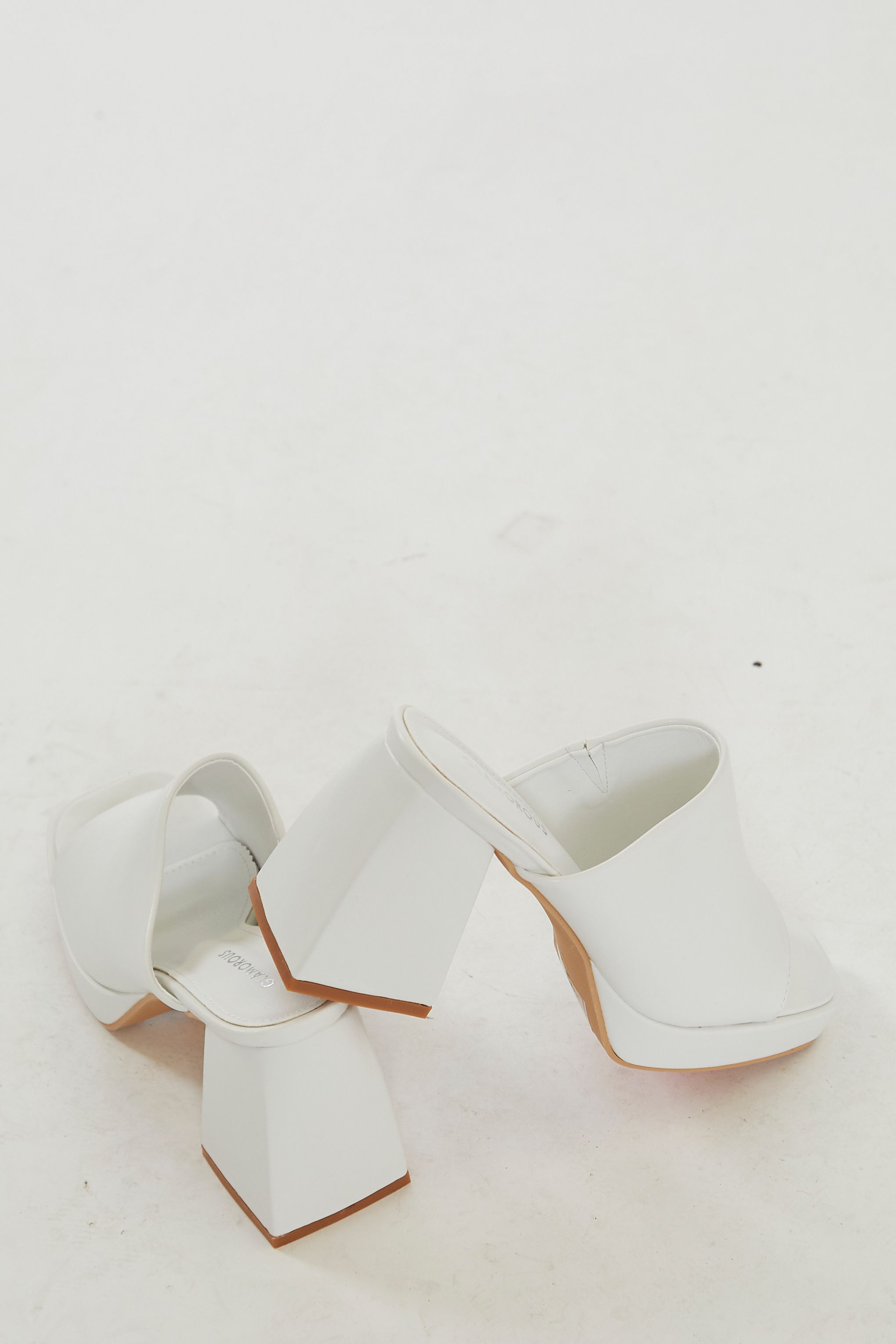 Shnoo High Heels image 4