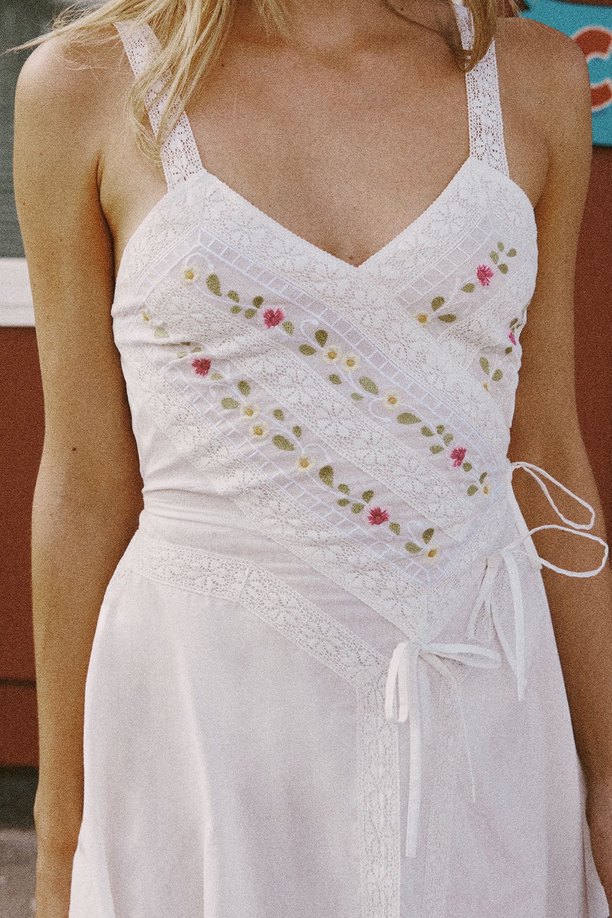 NastyGal Cotton Floral Embroidered Lace Mix Bow Hanky Hem Mini Dress White image 3