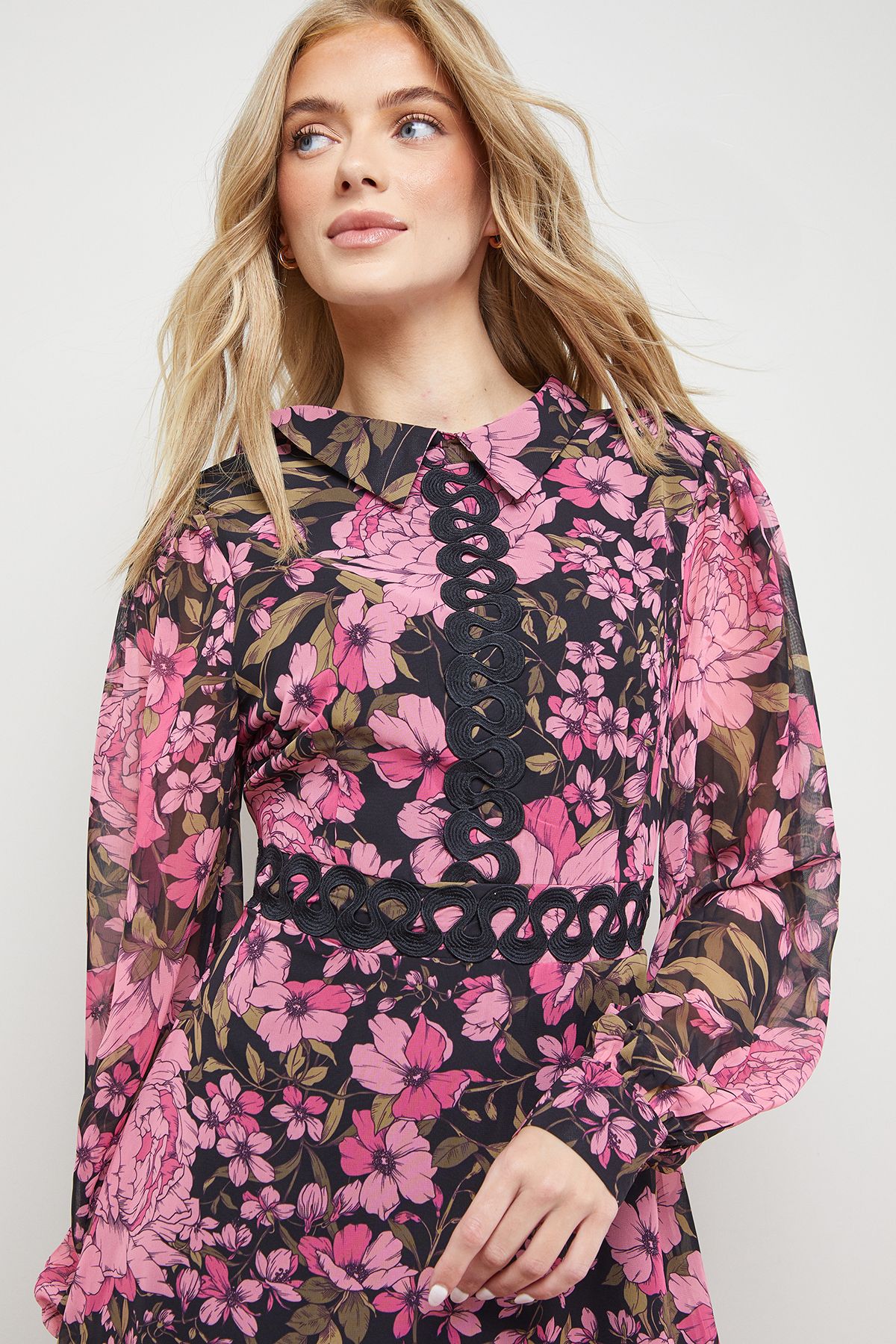 Oasis Point Collar Retro Mini Dress Floral image 4