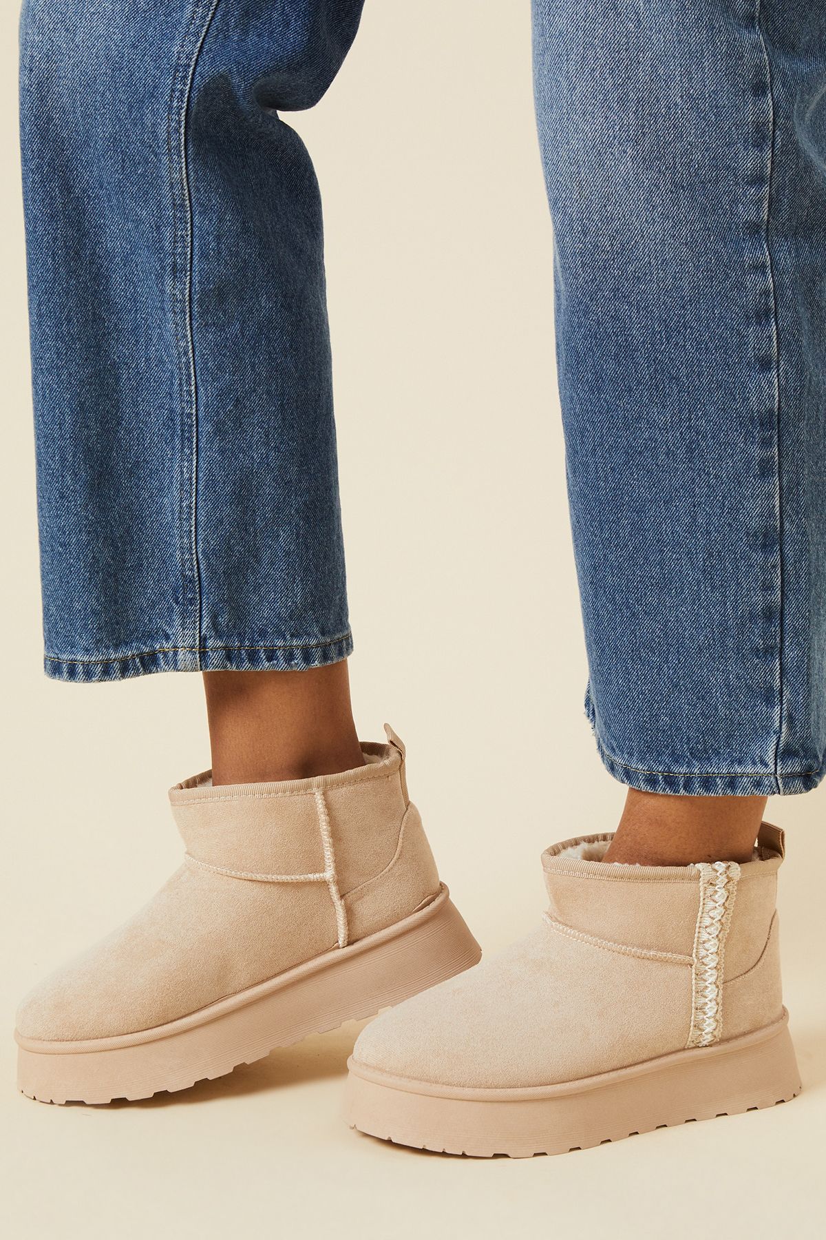 Dorothy Perkins Hania Suedette Faux Fur Lined Stitch Detail Cosy Chunky Flatform Ankle Boots Beige image 3