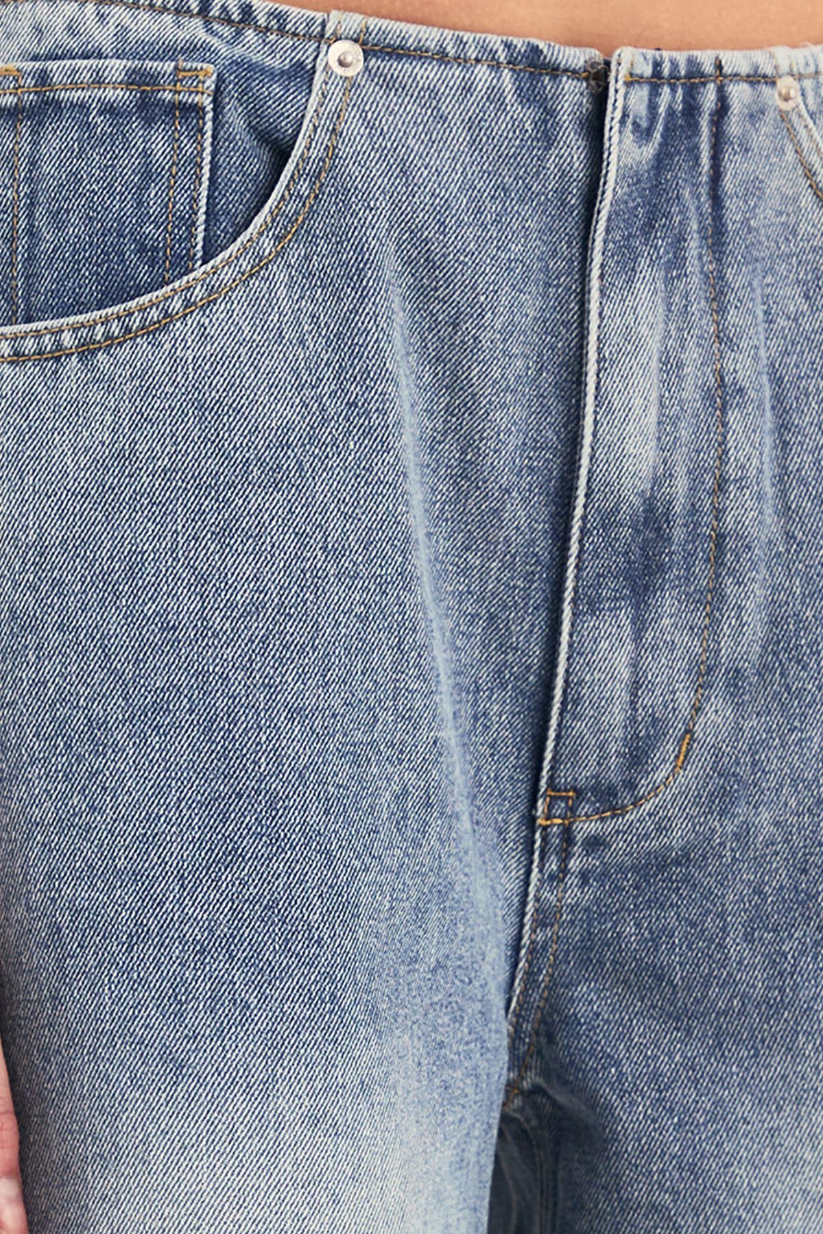 NastyGal Baggy Low Waist Jeans Vintage Wash image 5