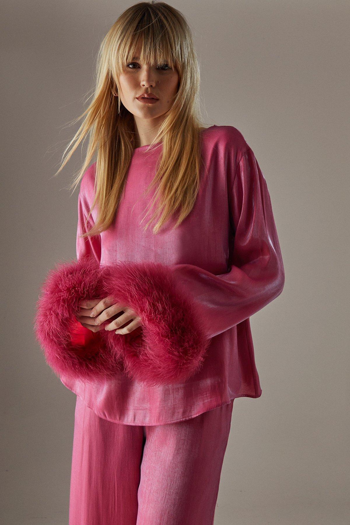 Warehouse Premium Iridescent Feather Cuff Oversized Top Pink image 4