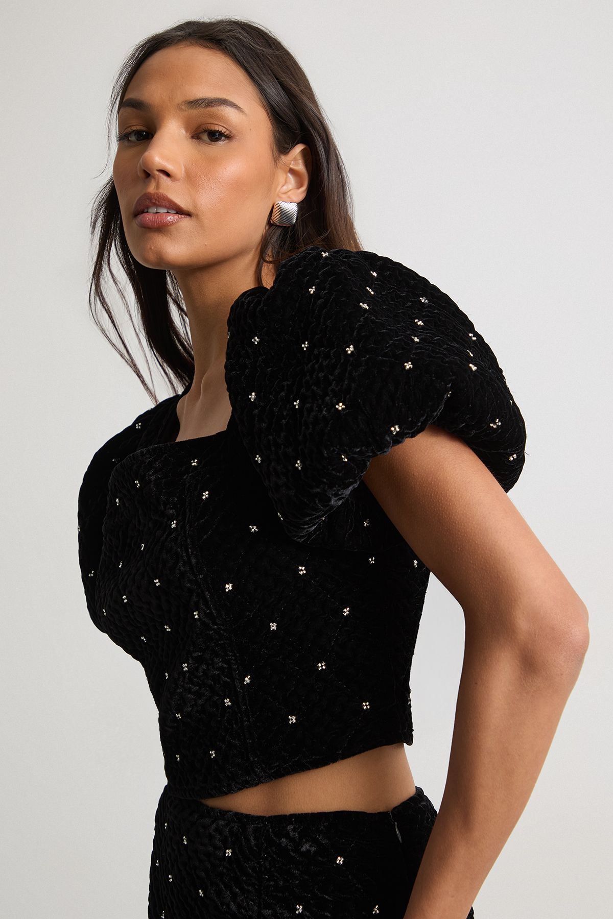 Warehouse Velvet Embellished Puff Sleeve Top Black image 4
