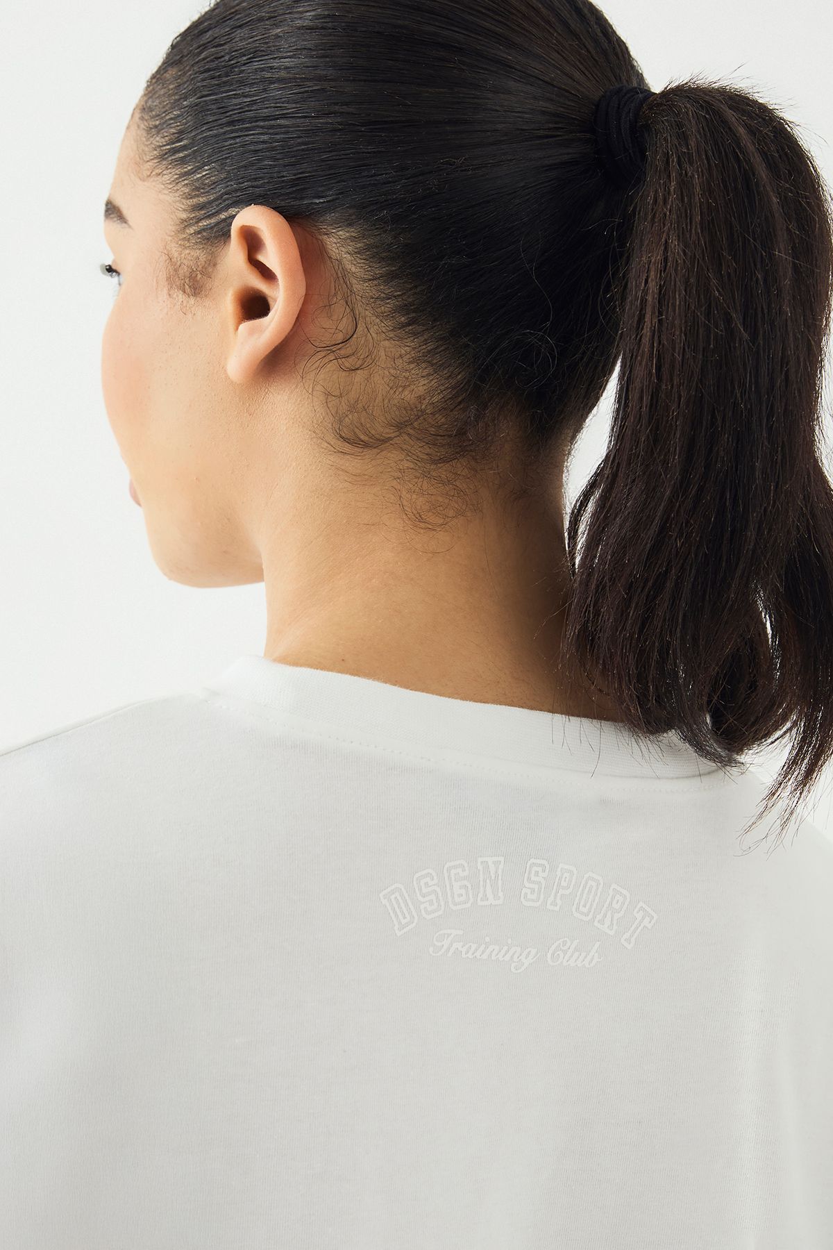 DSGN Studio DSGN Studio Sport Oversized Boxy Crop Long Sleeve T-Shirt White image 4