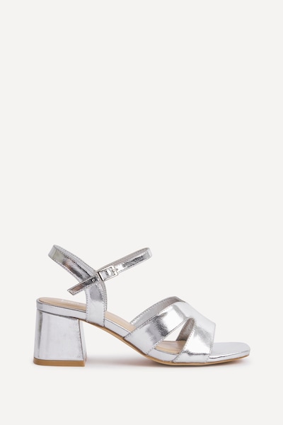 Linzi Empire Wide Fit Silver Faux Leather Link Detail Block Heels