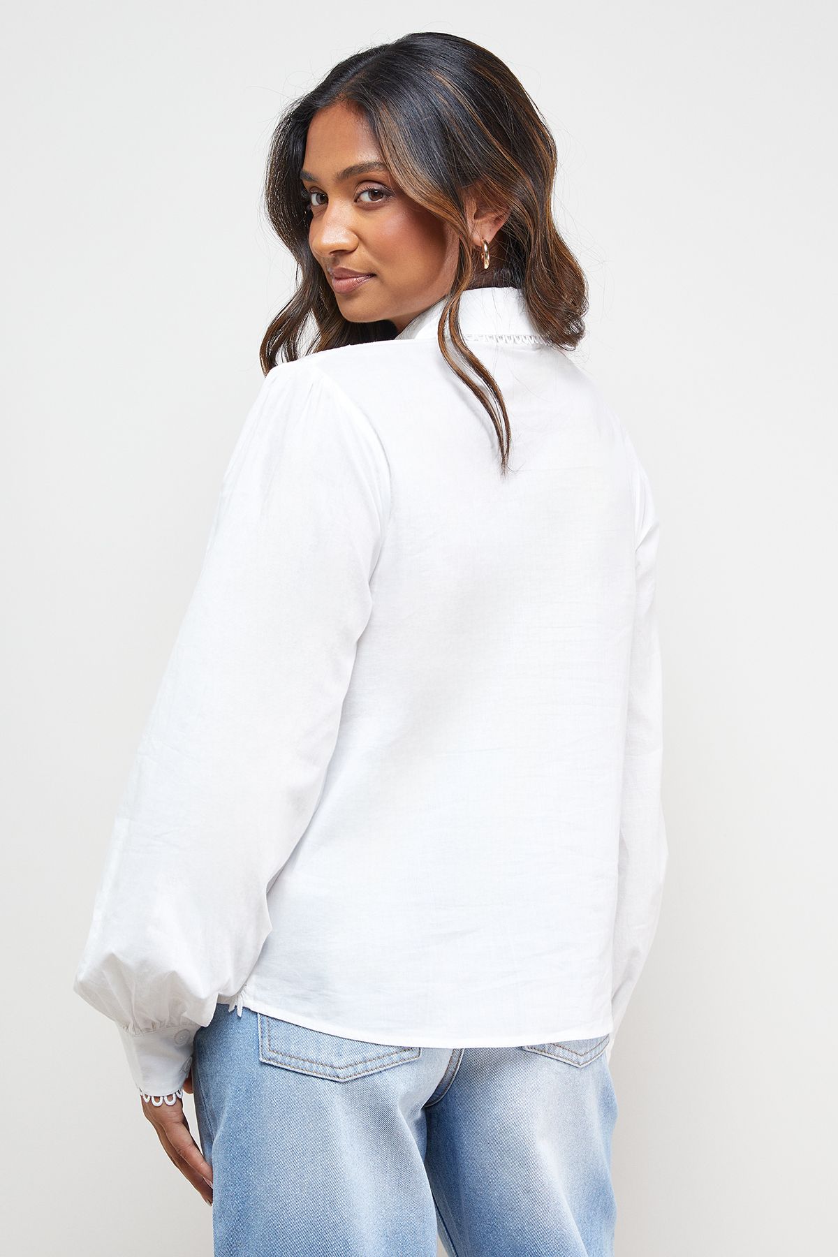 Oasis Floral Embroidered Long Sleeve Blouse White image 3