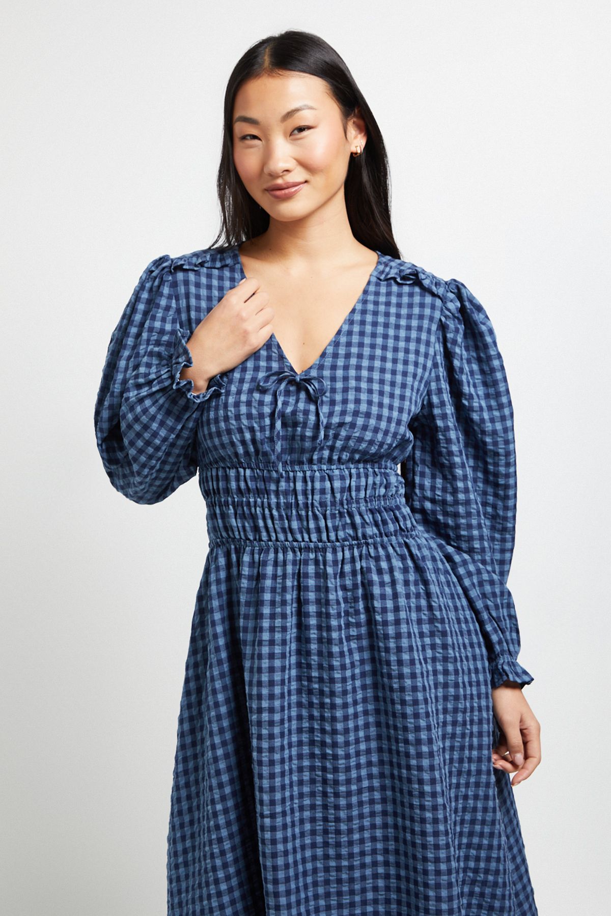 Dorothy Perkins Petite Shirred Waist Tie Detail Gingham Midaxi Dress Blue image 2