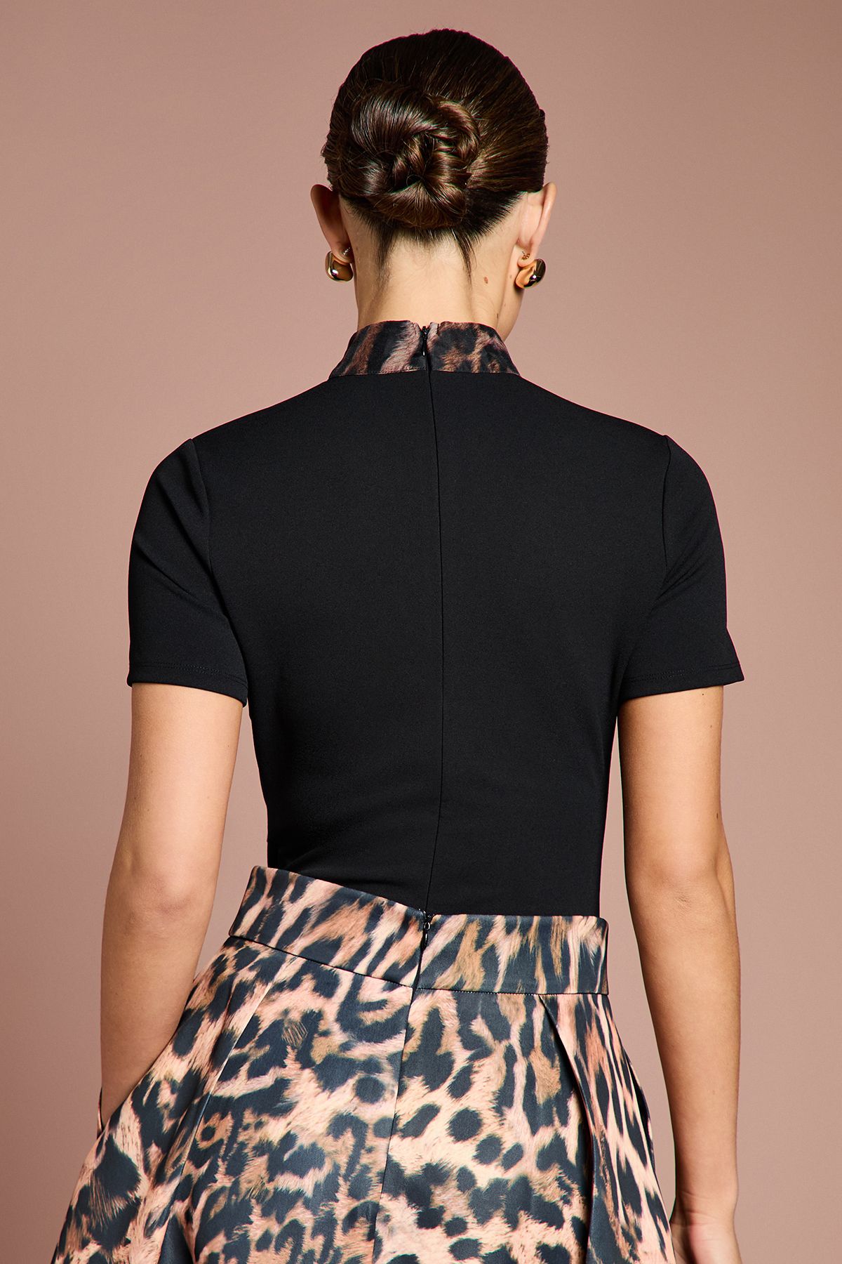 Coast Lisa Tan Short Sleeve Bodysuit With Leopard Tie Neck Black image 3