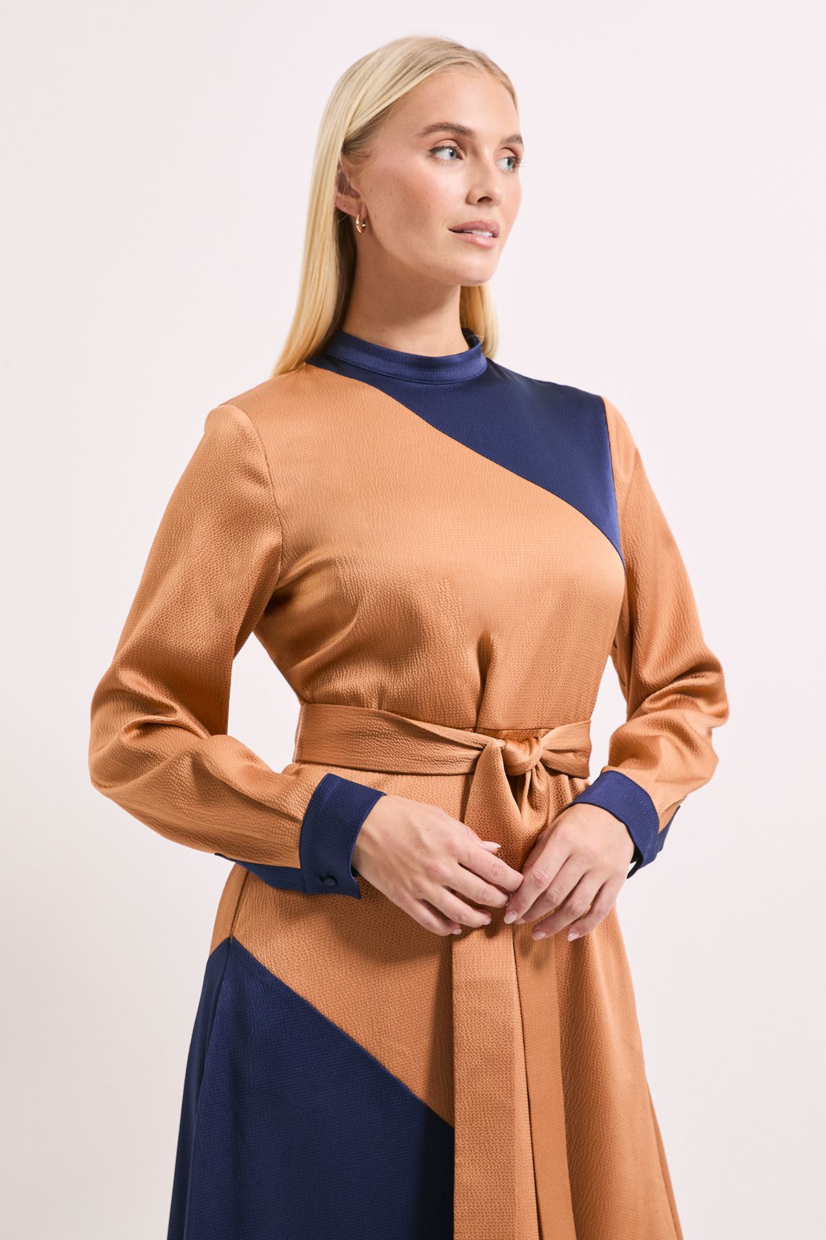 Principles Hammered Satin Contrast Tie Waist Midaxi Dress Ginger image 4