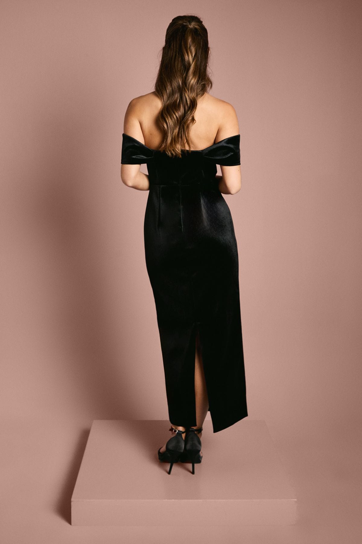 Coast Velvet Bardot Column Bridesmaid Maxi Dress Black image 3