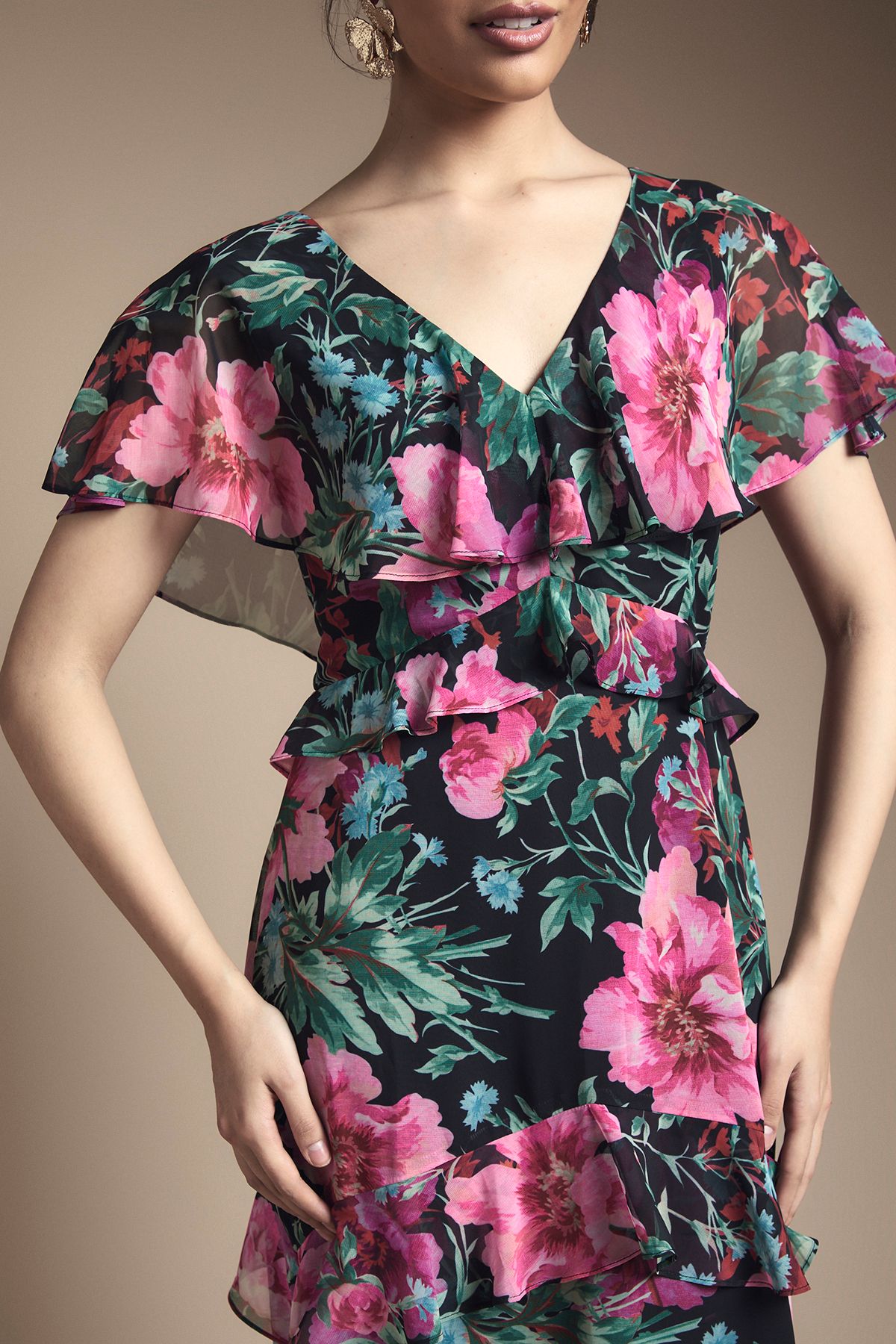 Oasis Ruffle Detail Maxi Dress Black image 5