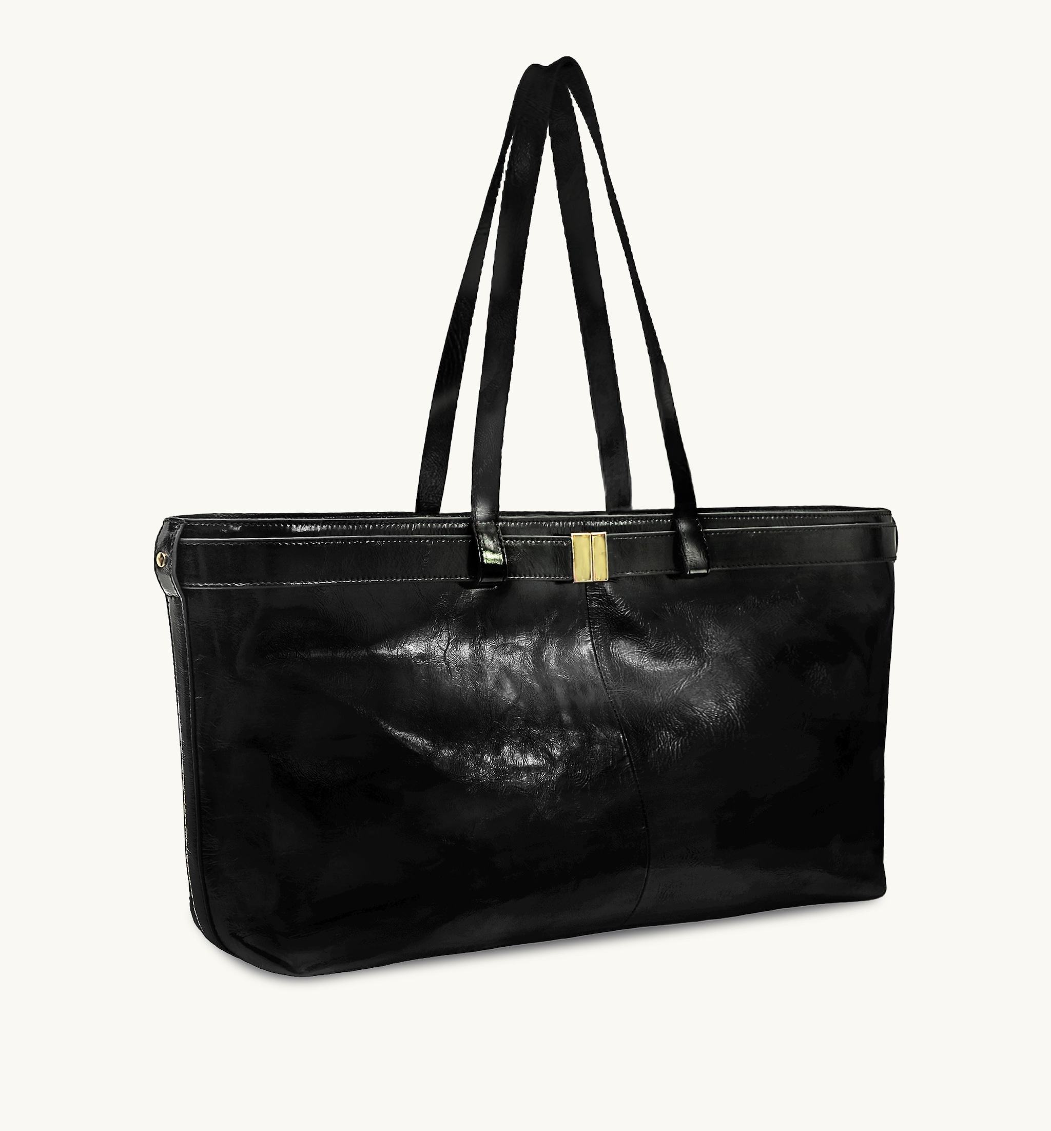 Apatchy London The Esme Crinkle Patent Leather Bag image 2