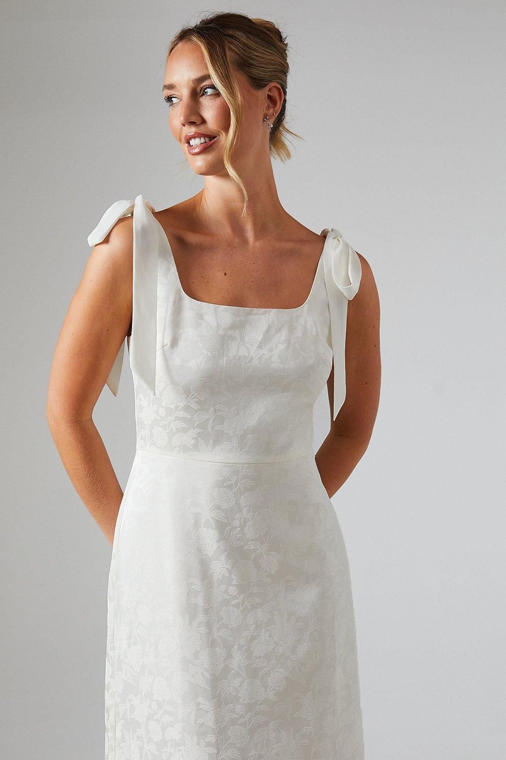 Oasis Oasis by Coast Square Neck Chiffon Tie Shoulder Satin Jacquard Bridesmaid Dress Champagne image 4