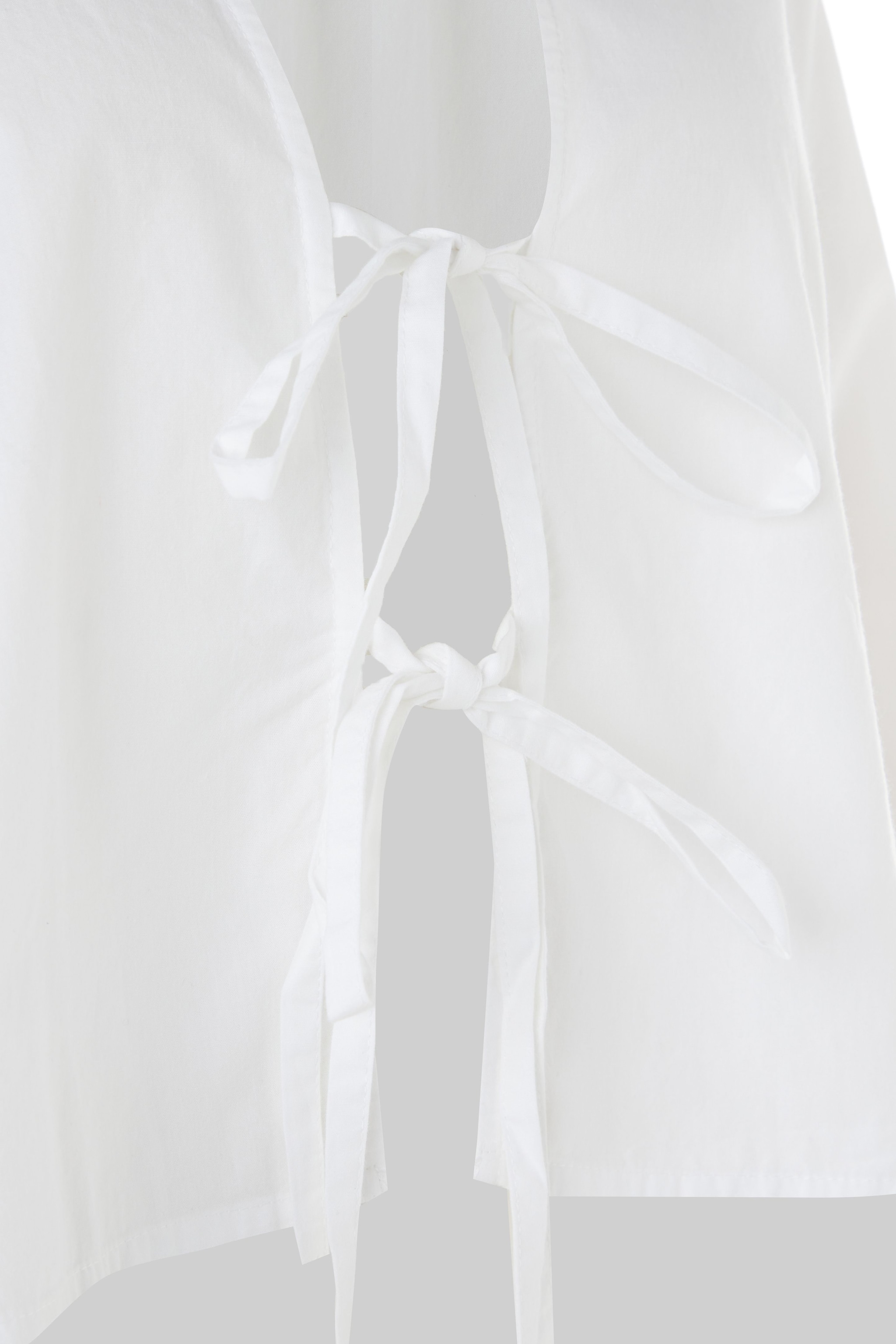 NastyGal Plus Cotton Tie Front Collared Wide Cuff Shirt White image 4