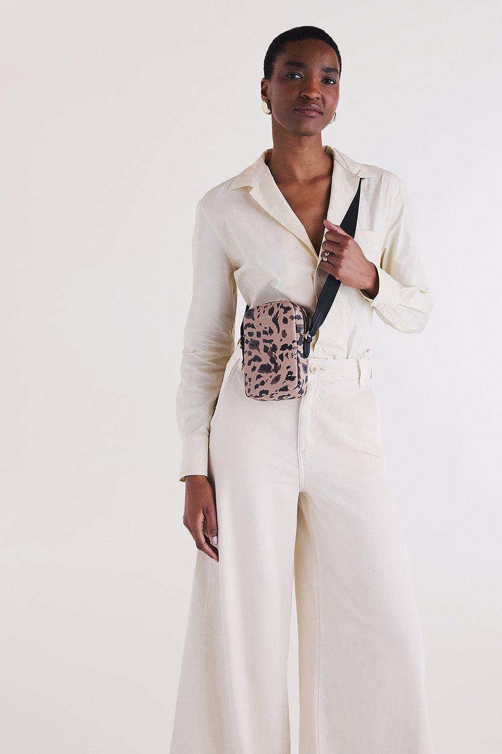 FIORELLI Fiorelli Effie Webbed Phone Crossbody image 5