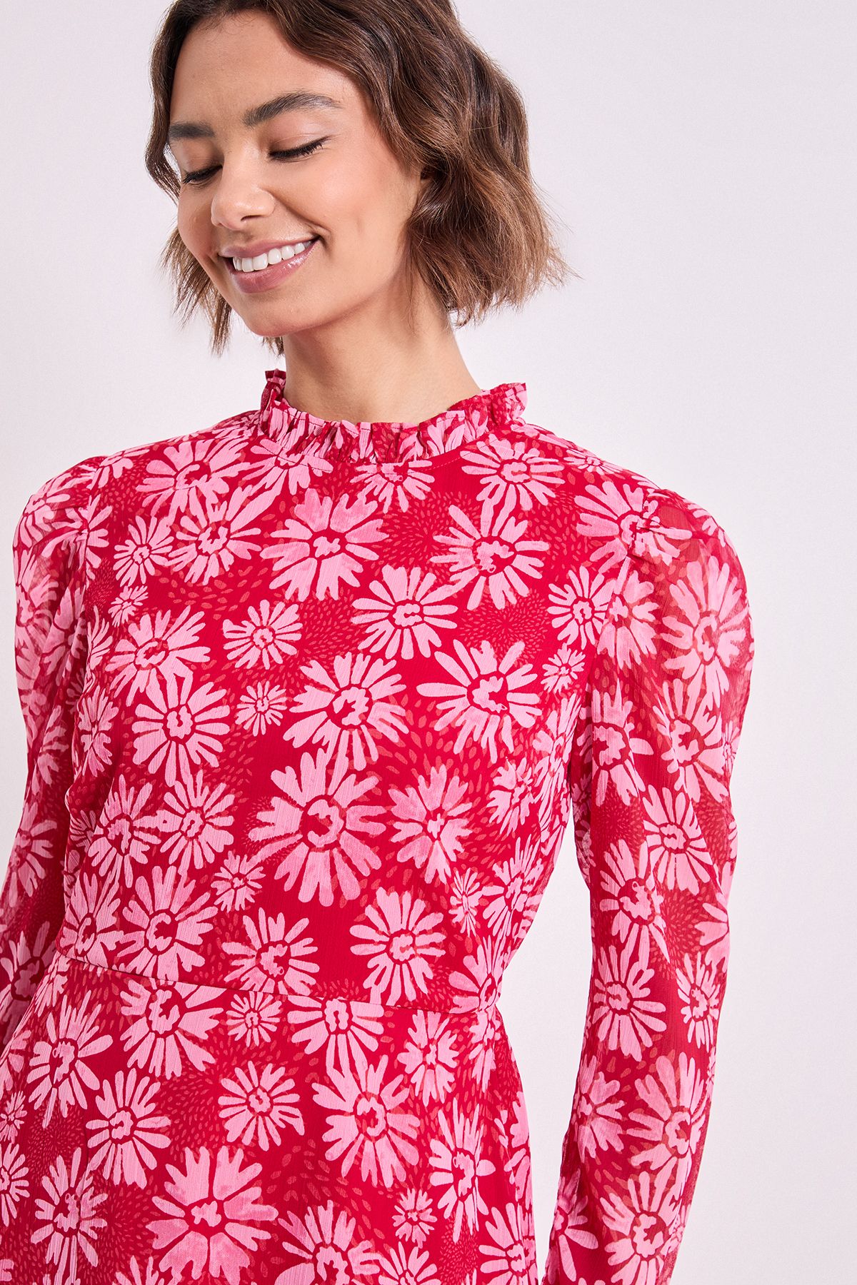 Dorothy Perkins Pink Daisy Frill Neck Printed Mini Tea Dress Pink image 4