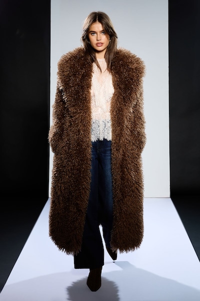 RUNWAY 1.8.1.8 Runway 1.8.1.8 Long Shaggy Fur Coat Brown