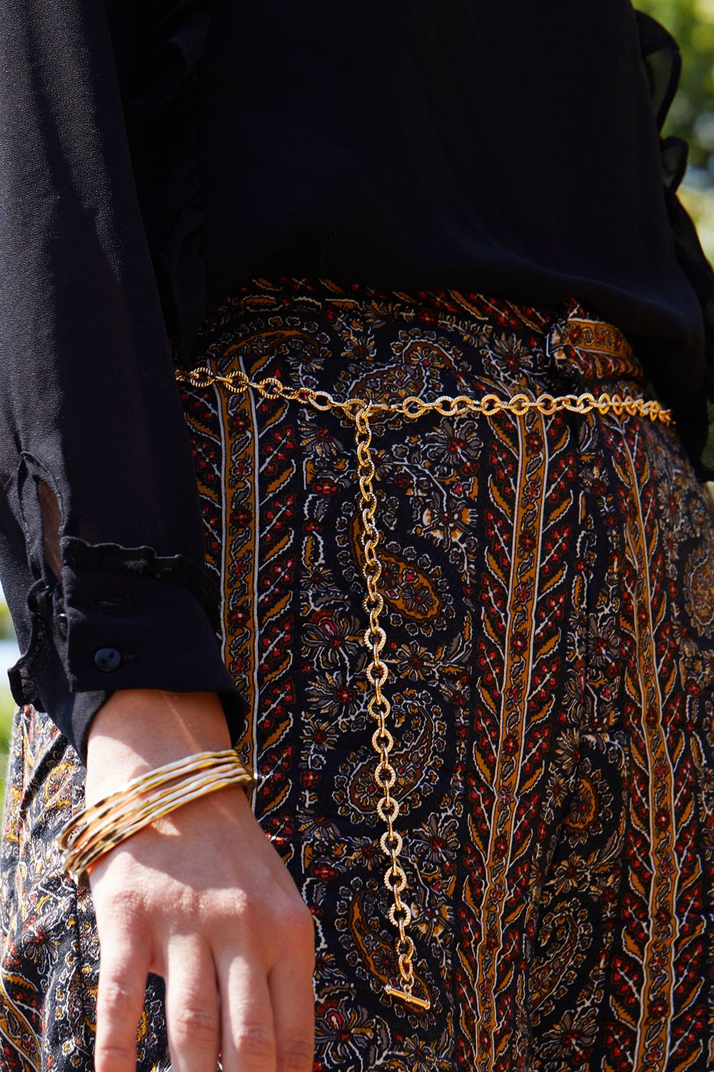 Mood Gold Polished Textured Chain Belt image 1