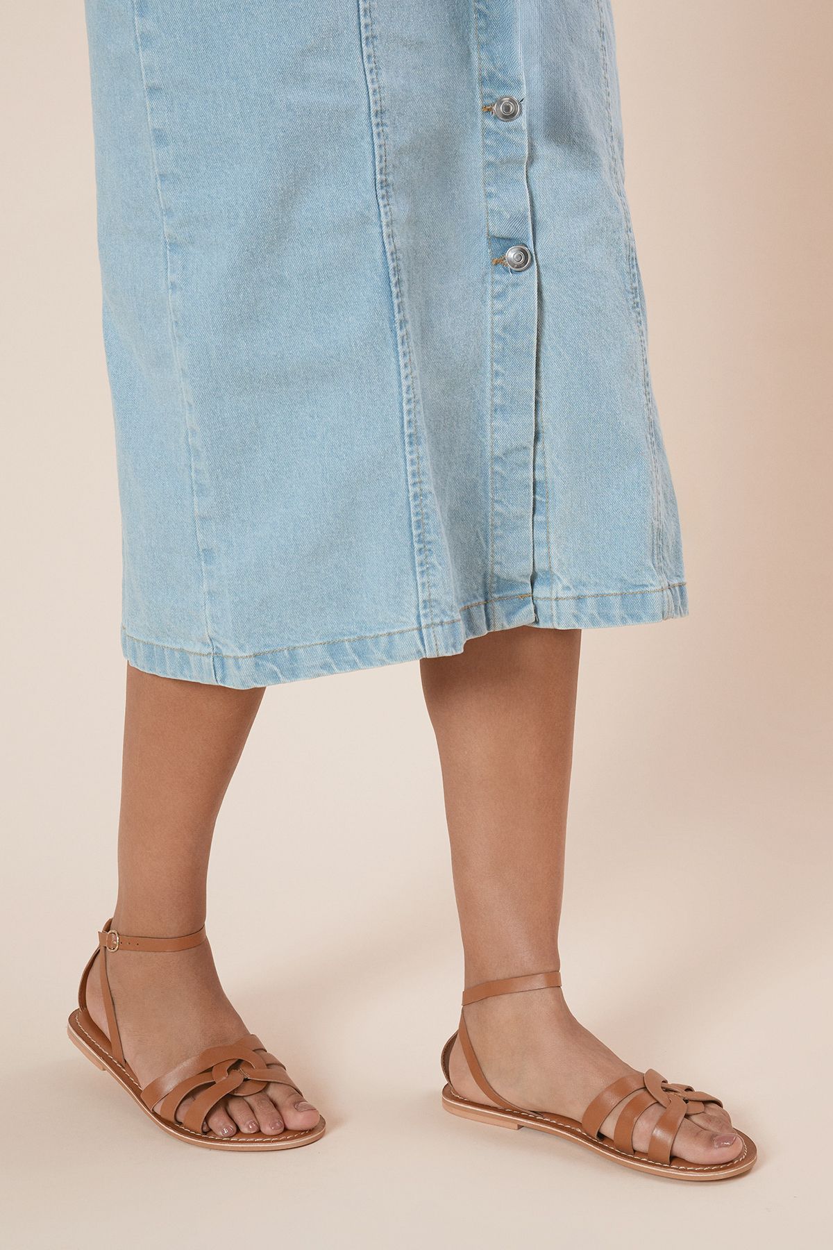 Dorothy Perkins Wide Fit Jaleesa Real Leather Woven Flat Sandals Tan image 1