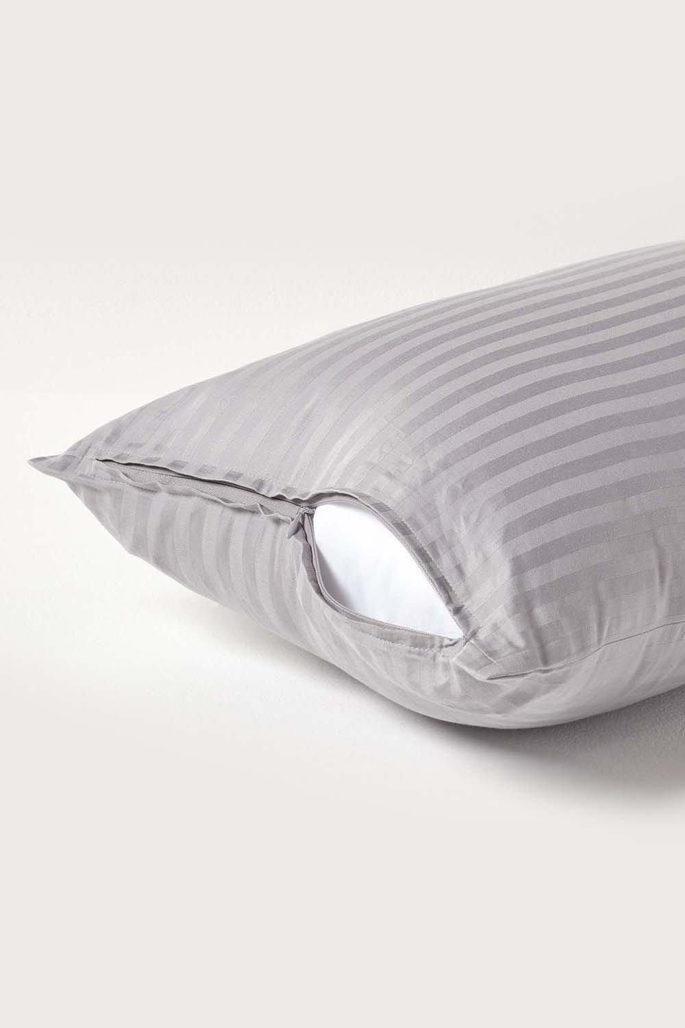 Homescapes Continental Egyptian Cotton Pillowcase 330 TC, 40 x 80 cm image 3