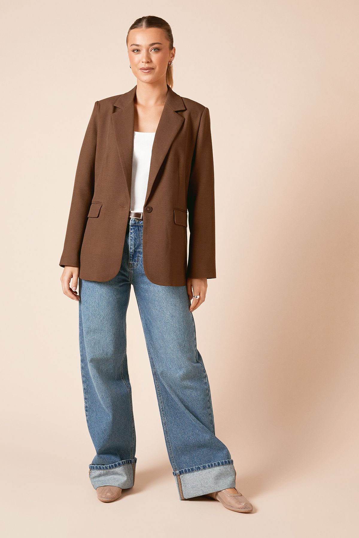 Dorothy Perkins Straight Leg Jean With Patch Pockets Mid Wash image 2