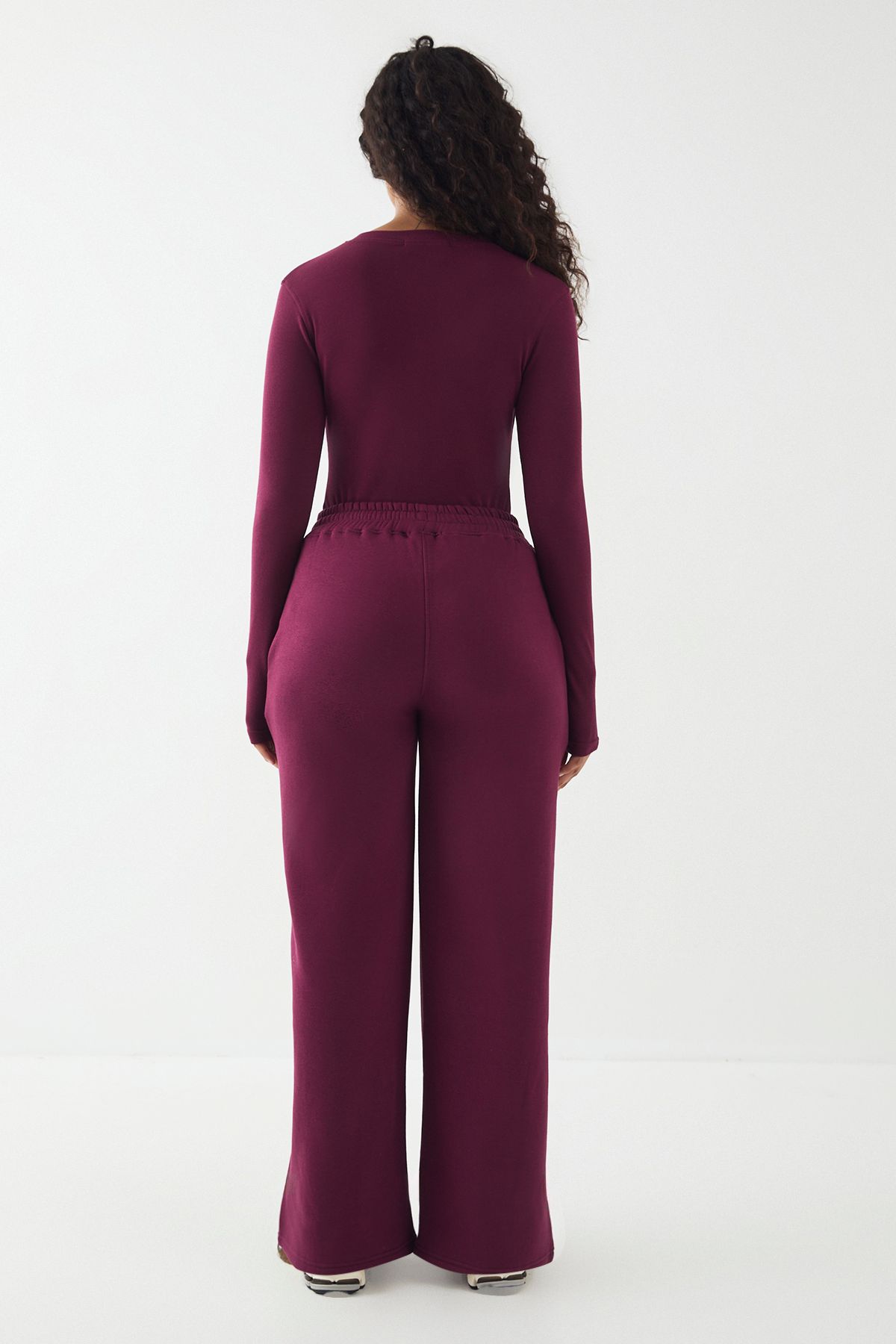 DSGN Studio DSGN Studio Embroidery Henley Jogger Plum image 2