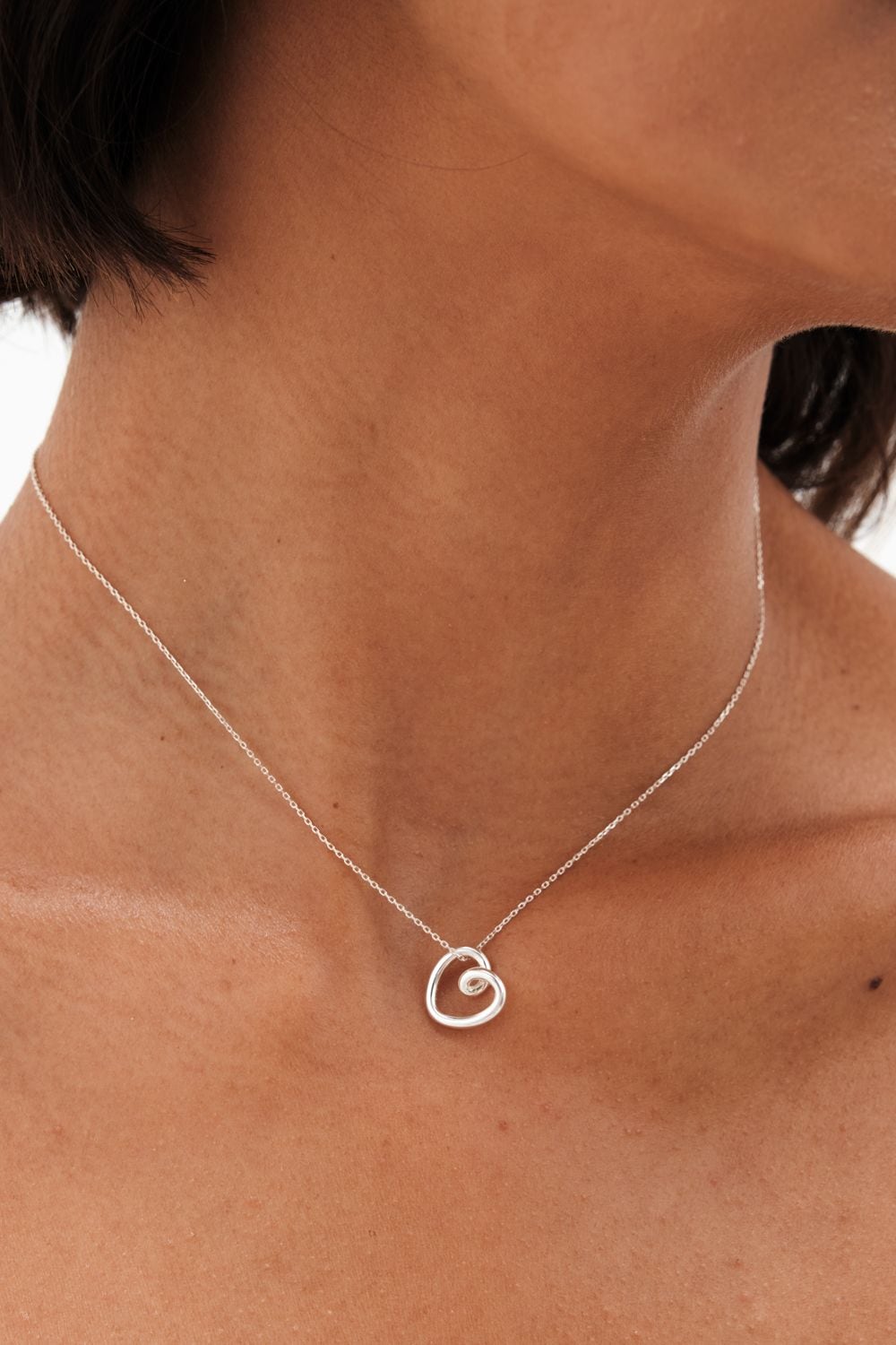 Simply Silver Simply Silver Sterling Silver 925 Swirl Open Heart Necklace image 2