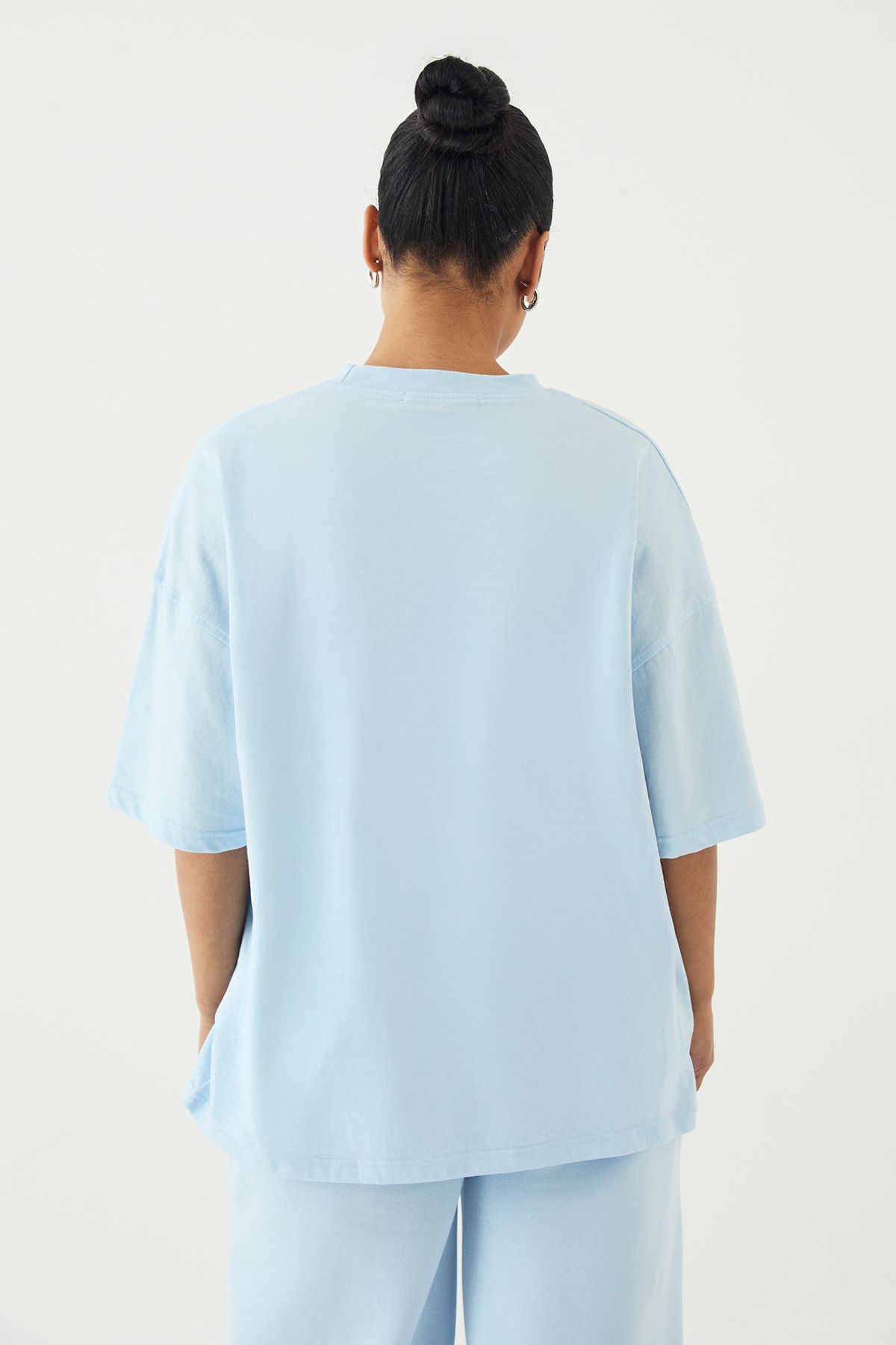 DSGN Studio DSGN Studio Script Embroidered Oversized T-Shirt Light Blue image 2