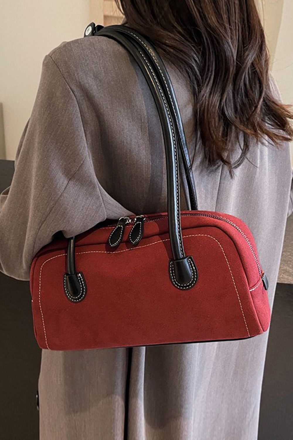 XY London 'Ashden' Women's Handbag with Shoulder Strap and Faux Suede Finish image 4