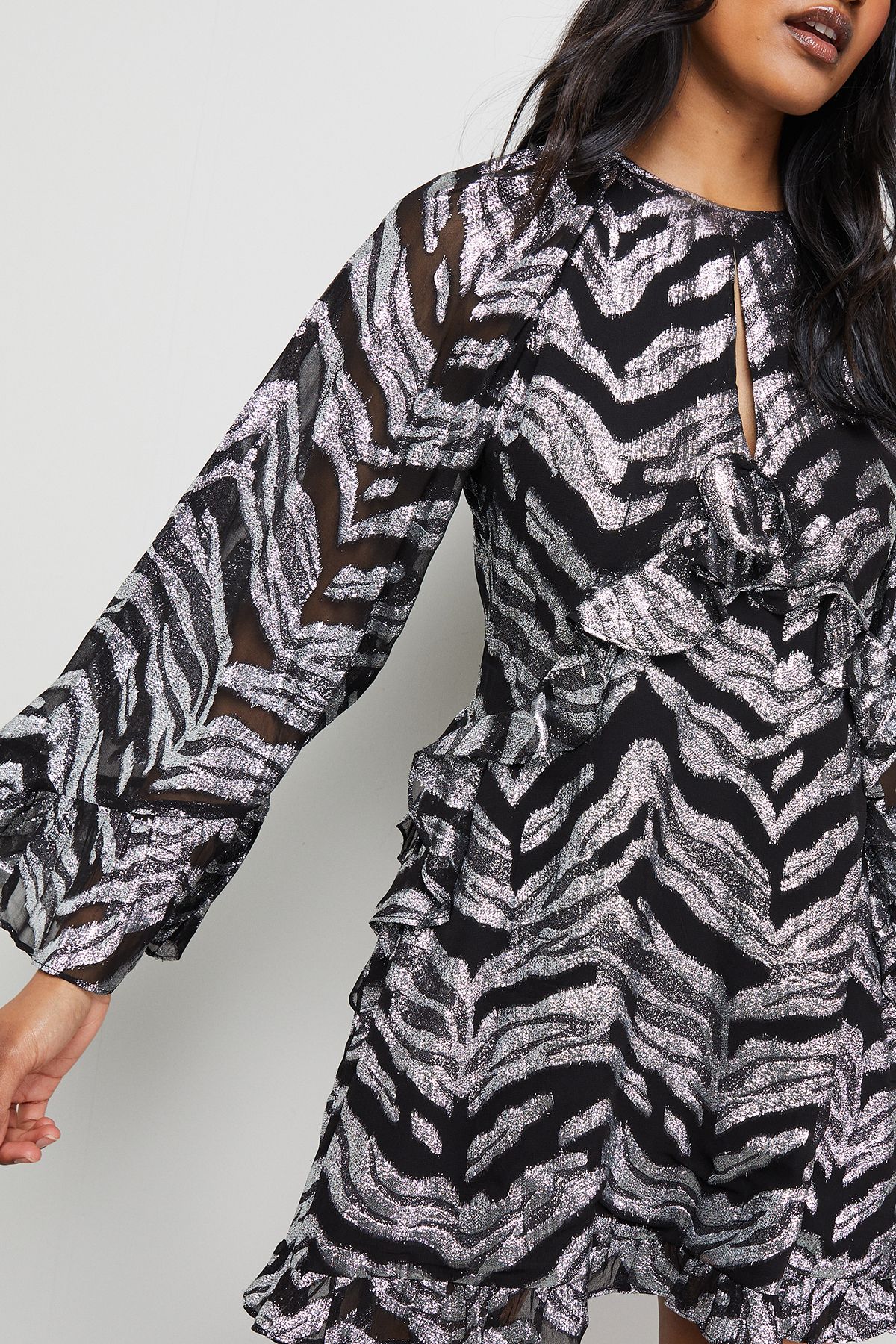 Warehouse Flippy Hem Volume Sleeve Viscose Zebra Jacquard Dress Black image 4