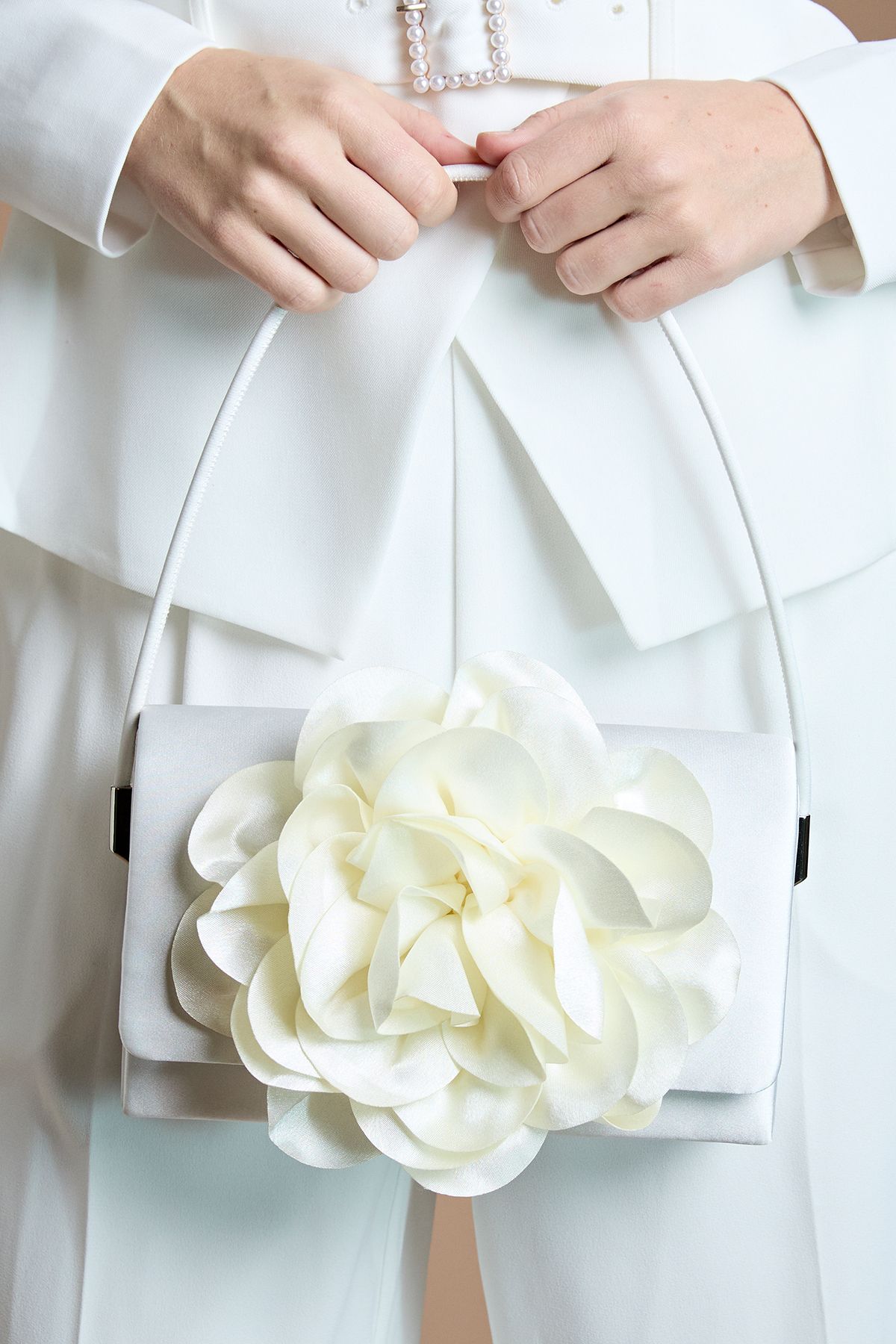 Coast Bridal Ava Flower Detail Grab Bag Ivory image 2