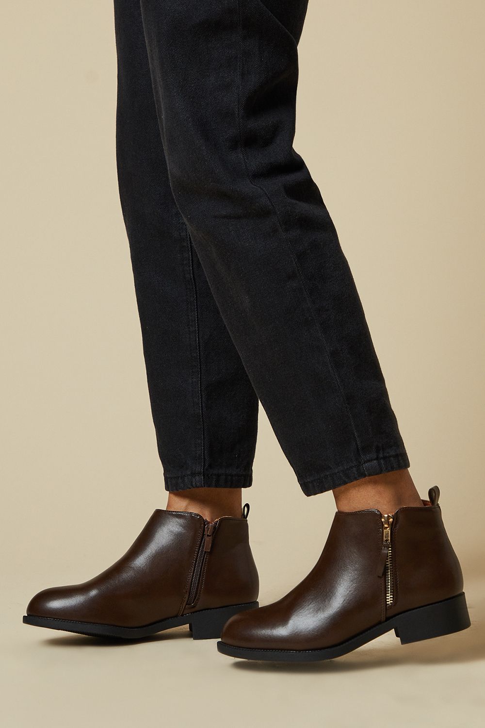 Dorothy Perkins Wide Fit Maddy Side Zip Flat Ankle Boots Dark Brown image 2