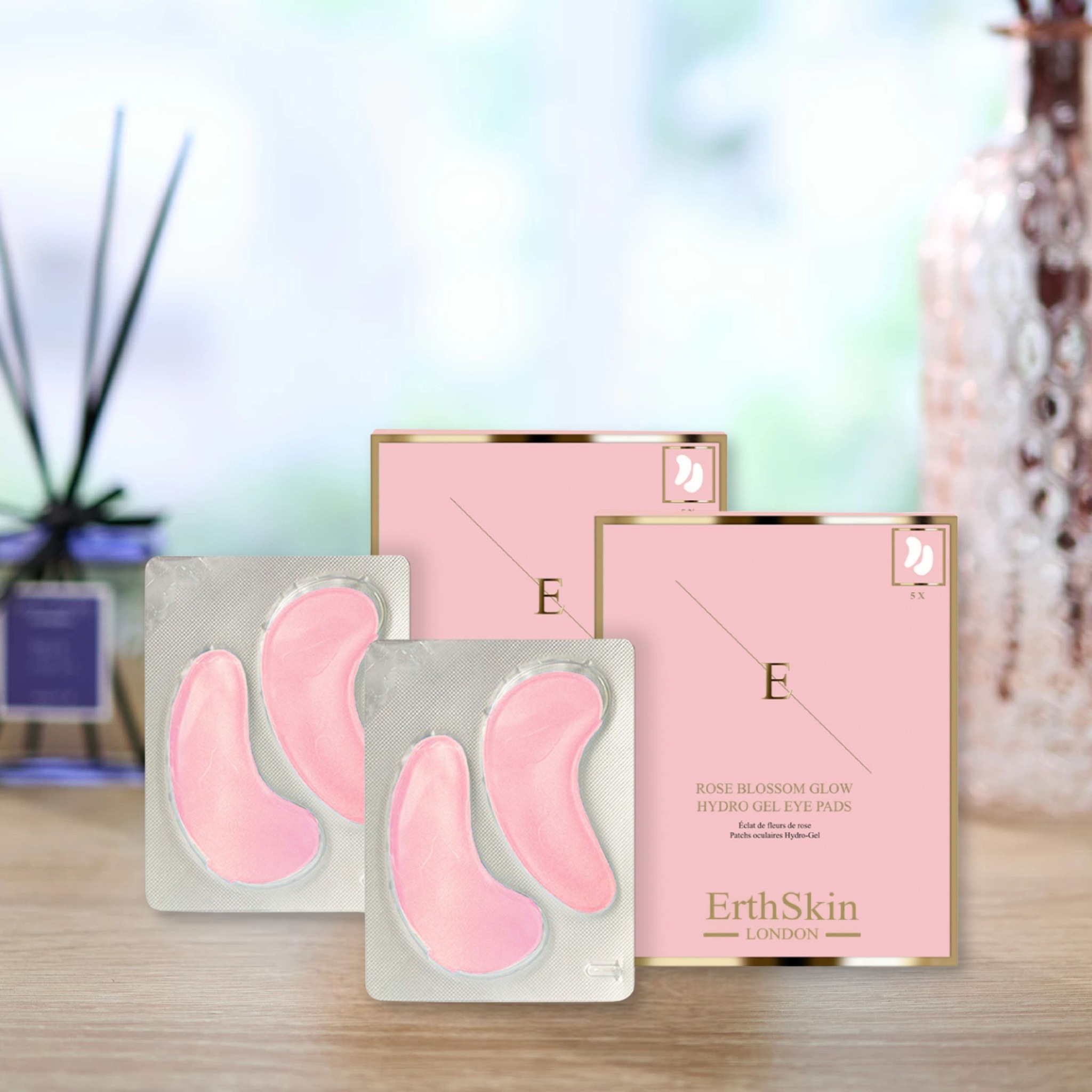 Erth Skin London 2x Rose Blossom Glow Hydro-Gel Eye Pads 5 X 2 image 2