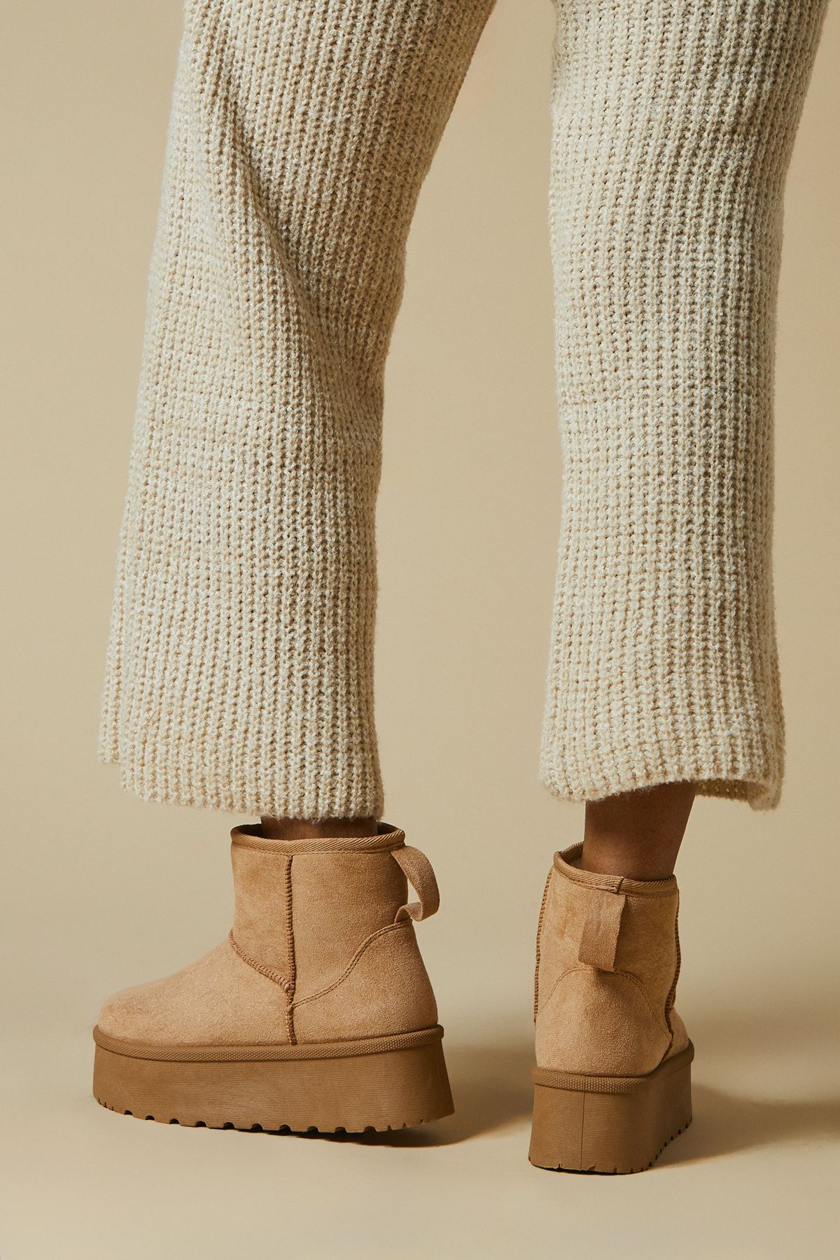 Dorothy Perkins Izzy Suedette Cosy Chunky Flatform Ankle Boots Beige image 4