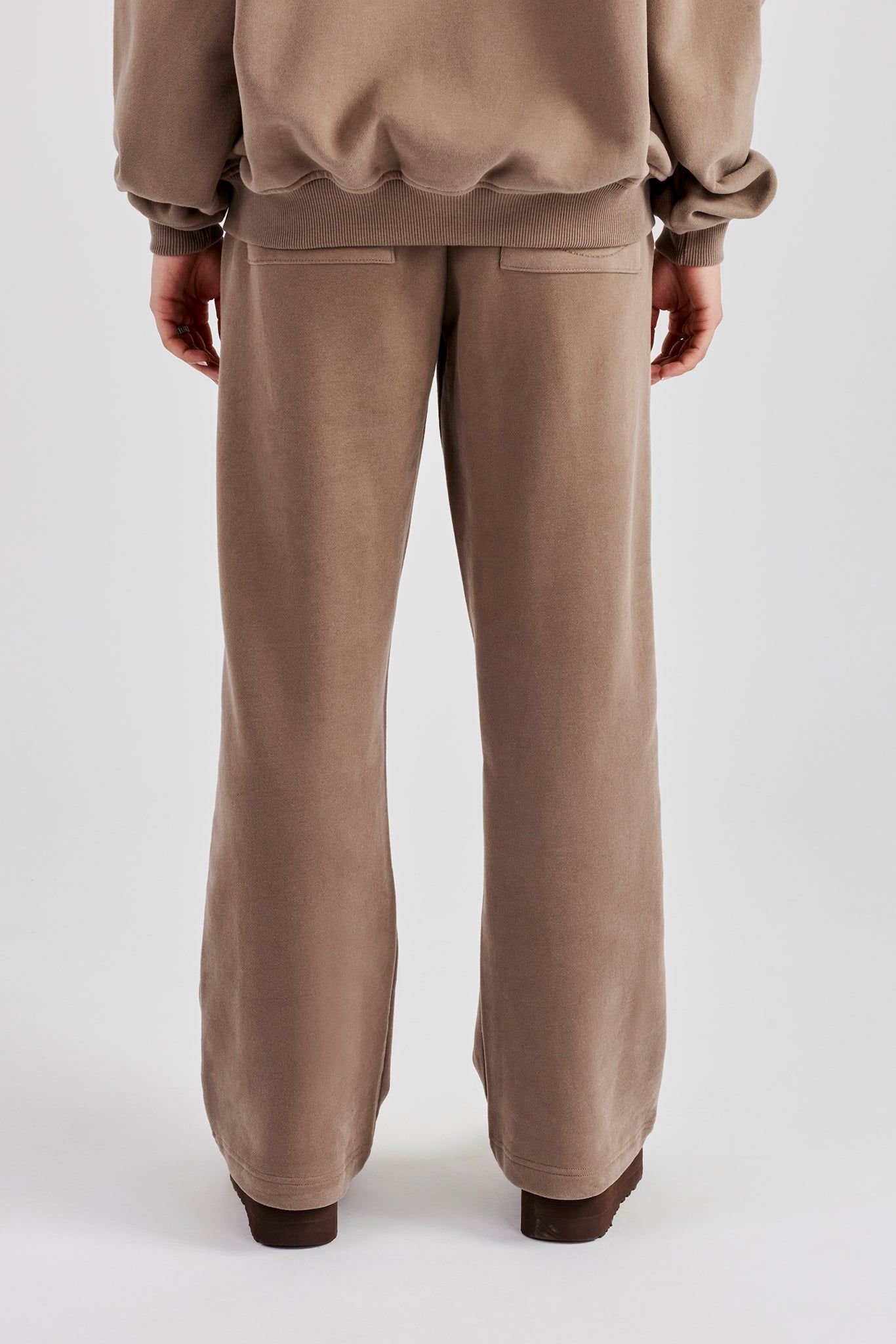 Cernucci Embroidered Wide Leg Jogger - Taupe image 3