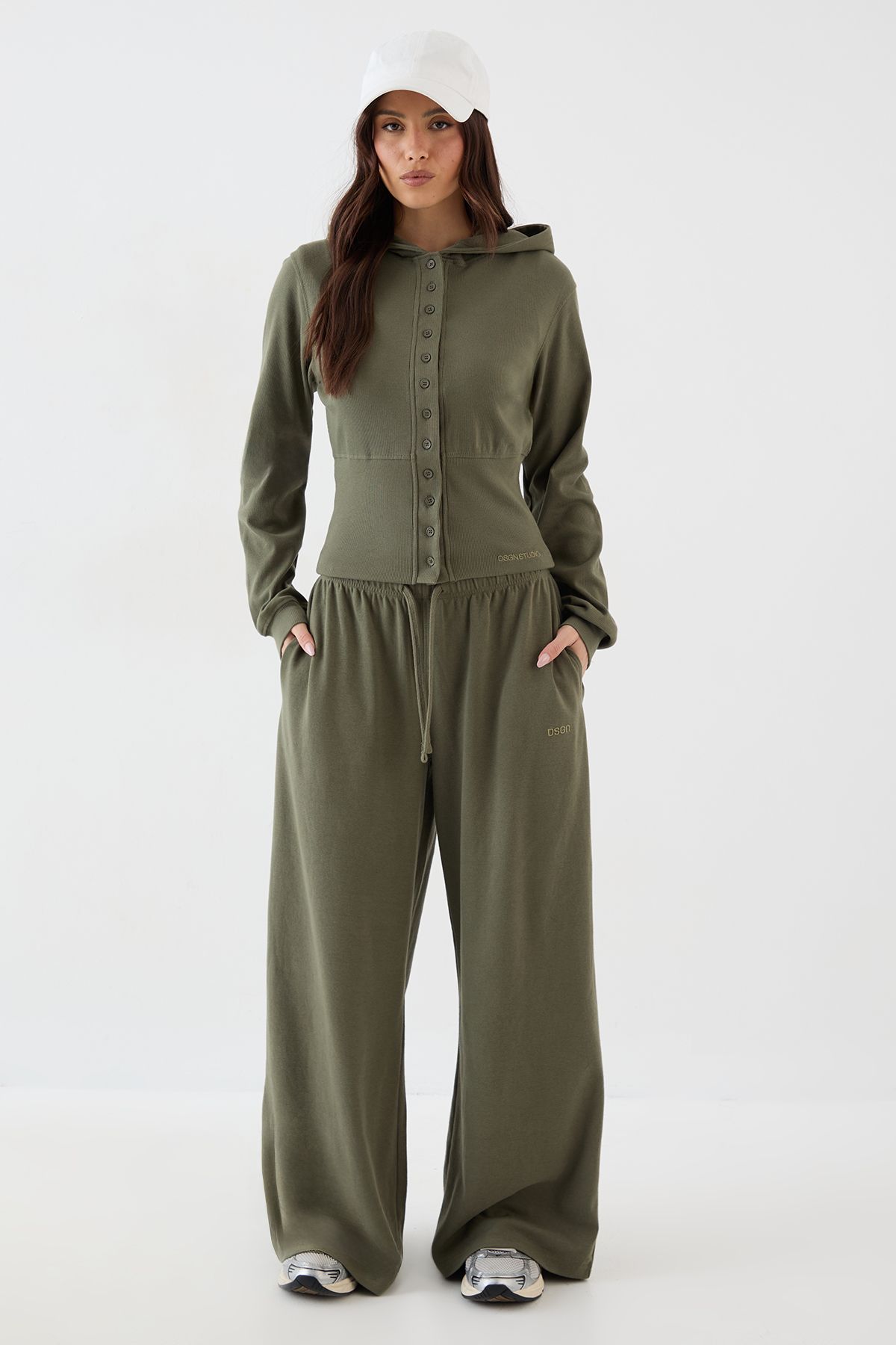DSGN Studio DSGN Studio Button Through Cinched Hooded Rib Top Olive image 5