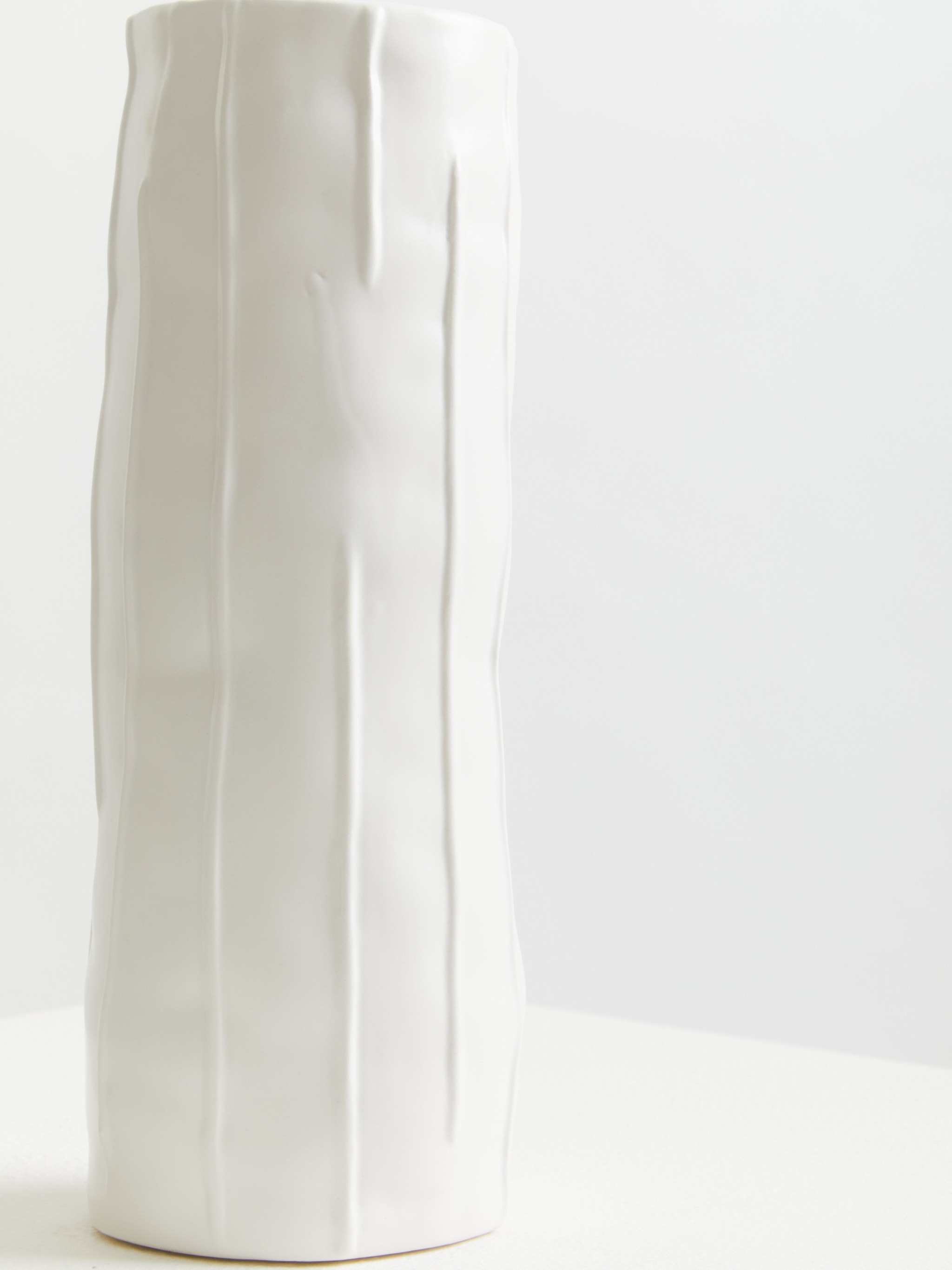 Orsina Traditional Stoneware White Large Vase, Versatile Flower Vase, Compact And Lightweight Vase For Flowers image 4