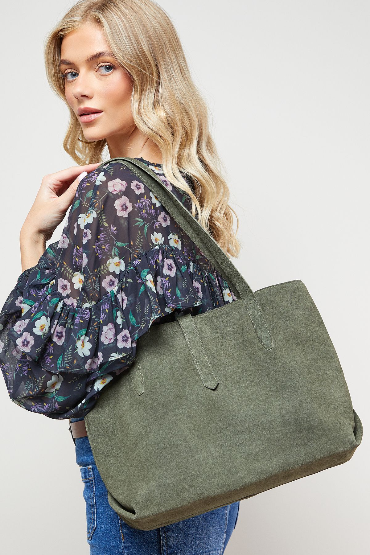 Oasis Esty Suede Tote Bag Olive image 2