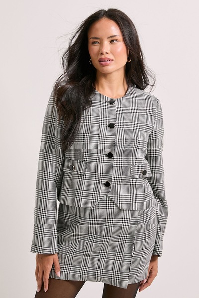 Dorothy Perkins Button Detail Cropped Jacket Mono