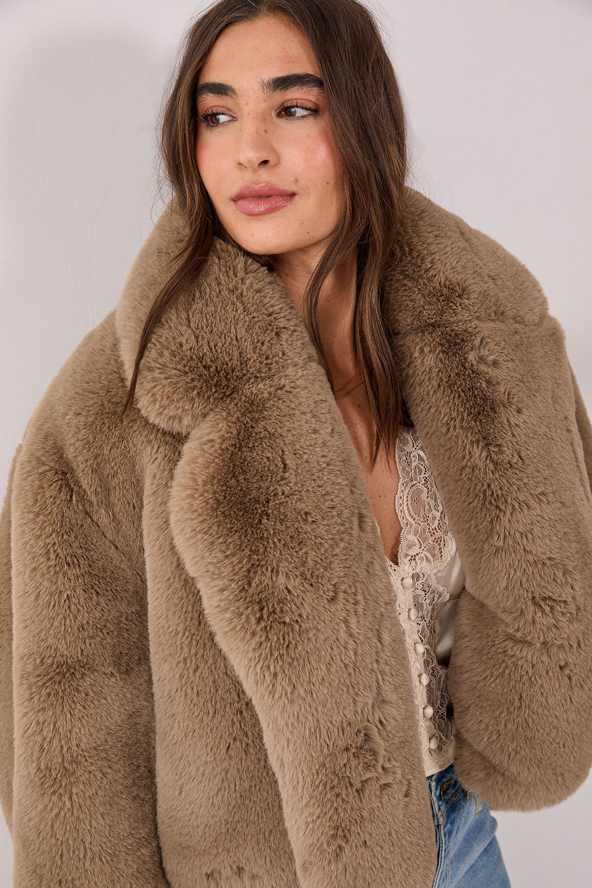 NastyGal Cropped Collar Faux Fur Jacket Mink image 4