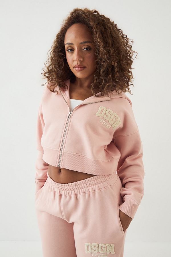 DSGN Studio DSGN Studio Towelling Applique Boxy Crop Zip Through Hoodie Light Pink