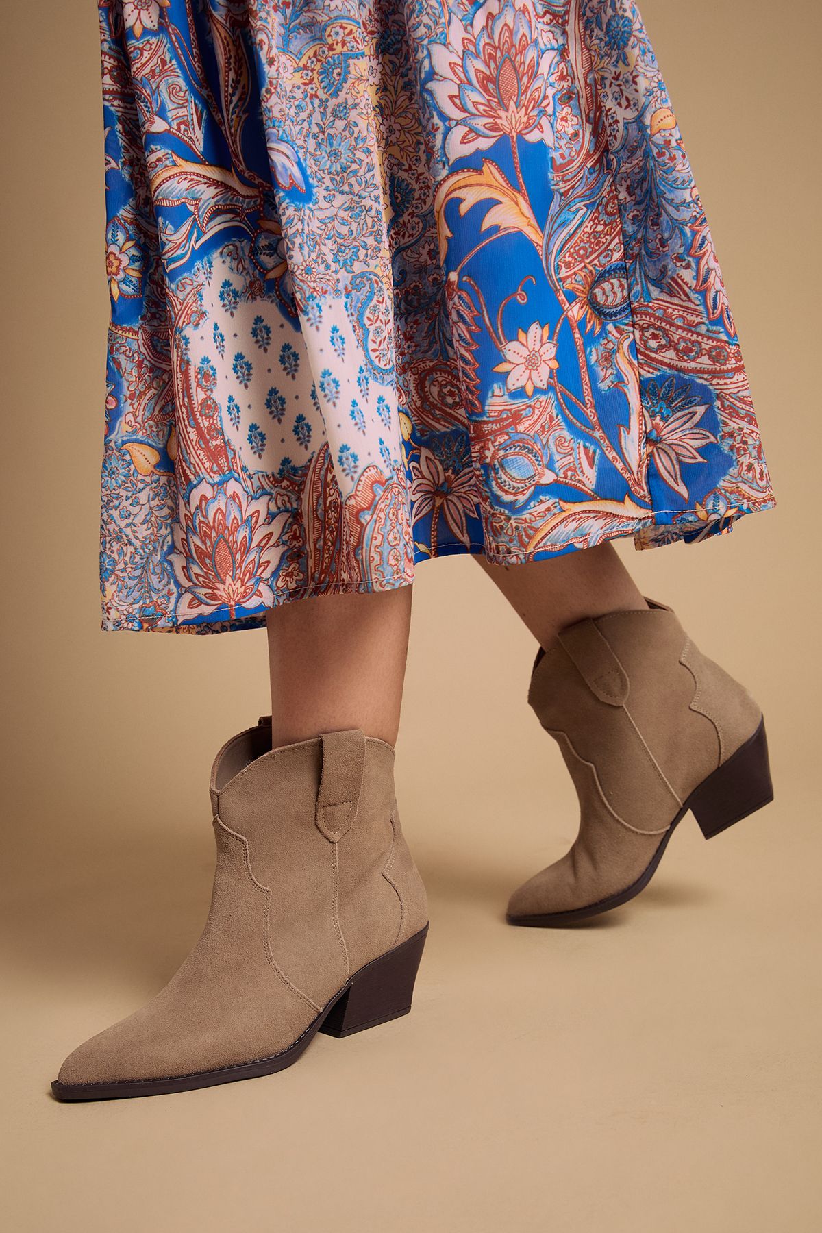 Oasis Amber Real Suede Western Ankle Boots Beige image 1