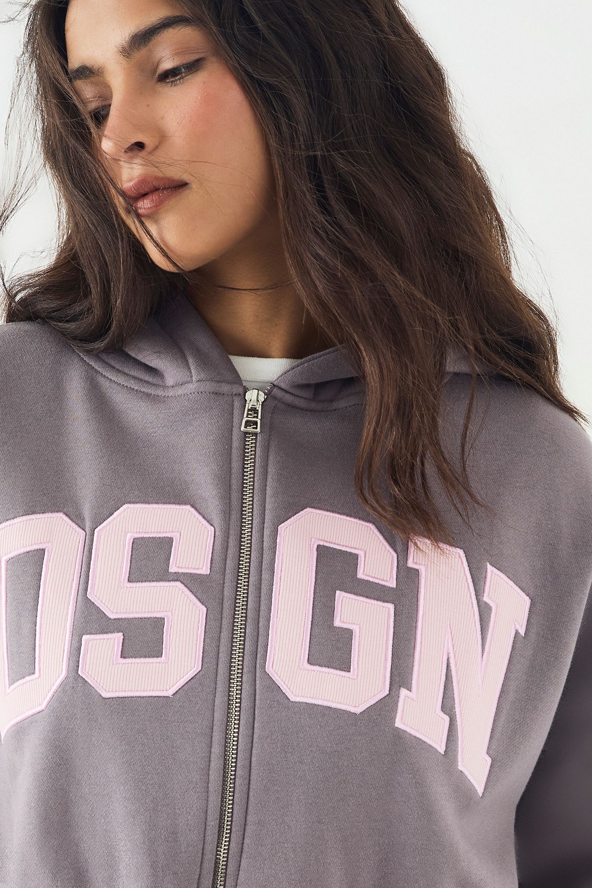 DSGN Studio DSGN Studio Cord Applique Boxy Crop Zip Through Hoodie Mauve image 4