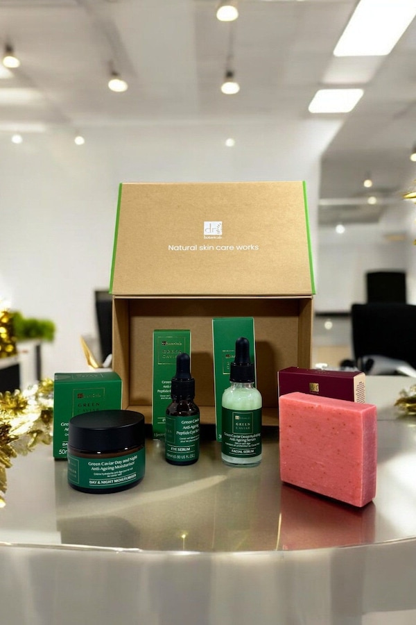 Dr. Botanicals Anti-Ageing Green Caviar Morning Skincare Star Employee Gift Set