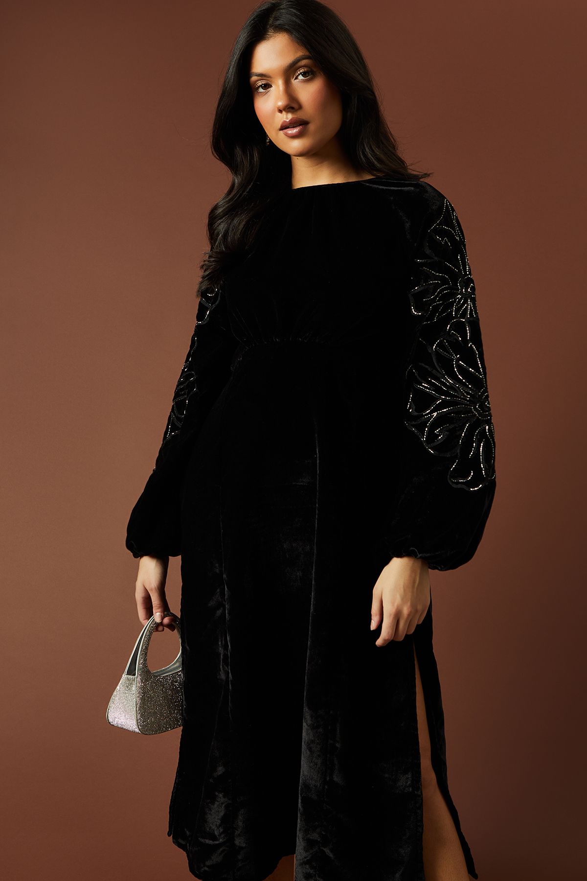 Oasis Occasion Velvet Embroidered Midi Dress Black image 2