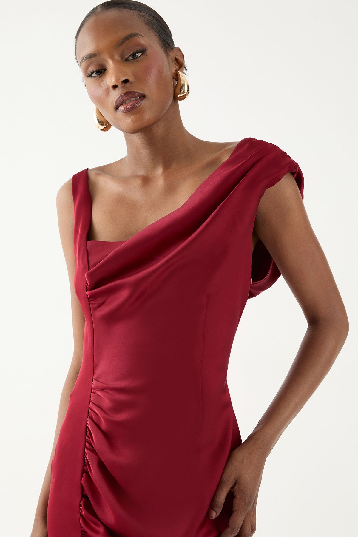 MissPap Satin Ruched Drape Bridesmaid Dress Red image 3