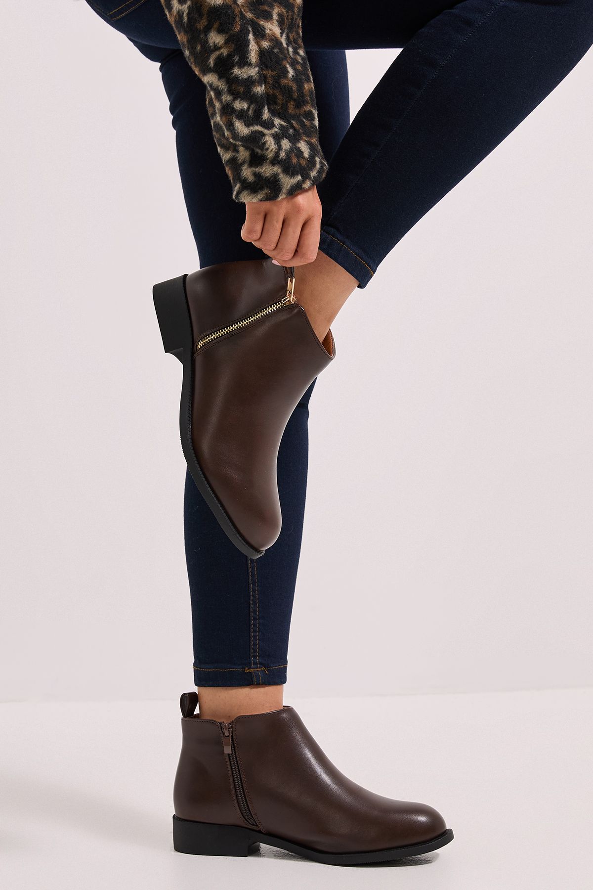 Dorothy Perkins Wide Fit Maddy Side Zip Flat Ankle  Boots Brown image 2