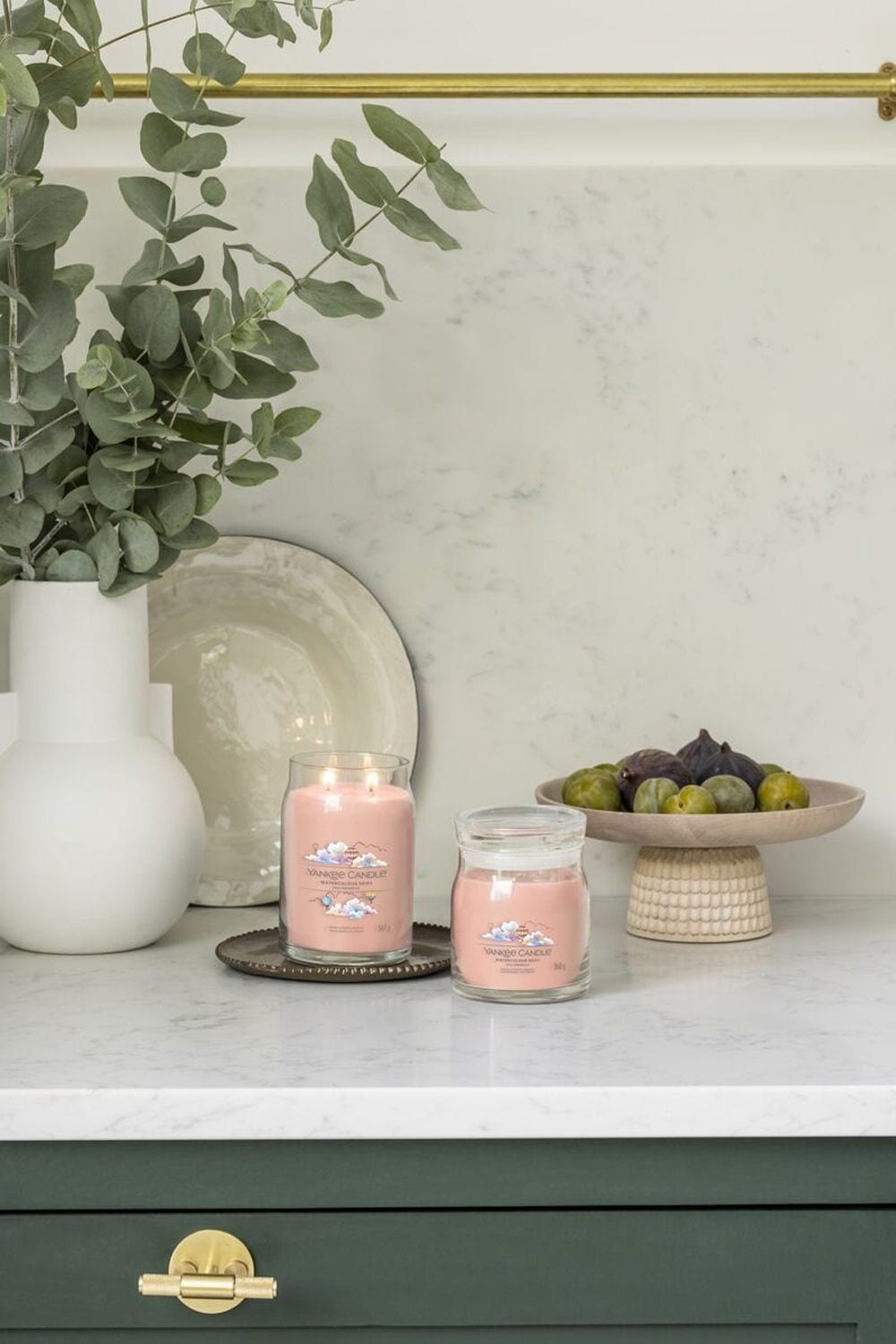 Yankee Candle Signature Medium Jar Candle - Watercolour Skies 368g Pink image 3