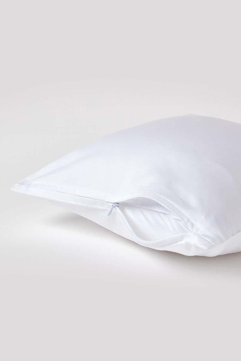 Homescapes Sateen Cotton Continental Pillowcase 400 TC, 40 x 40 cm image 3